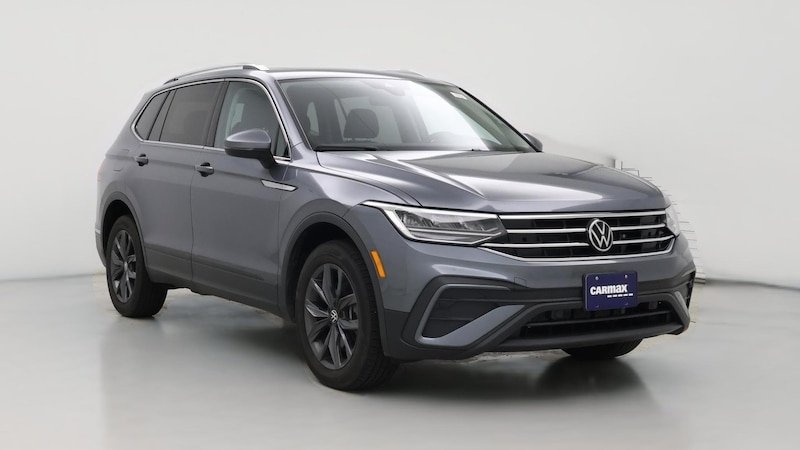 2022 Volkswagen Tiguan SE Hero Image