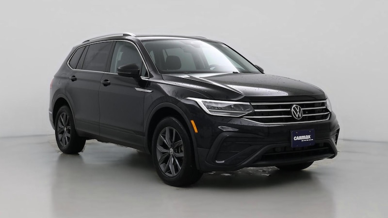 2022 Volkswagen Tiguan SE Hero Image