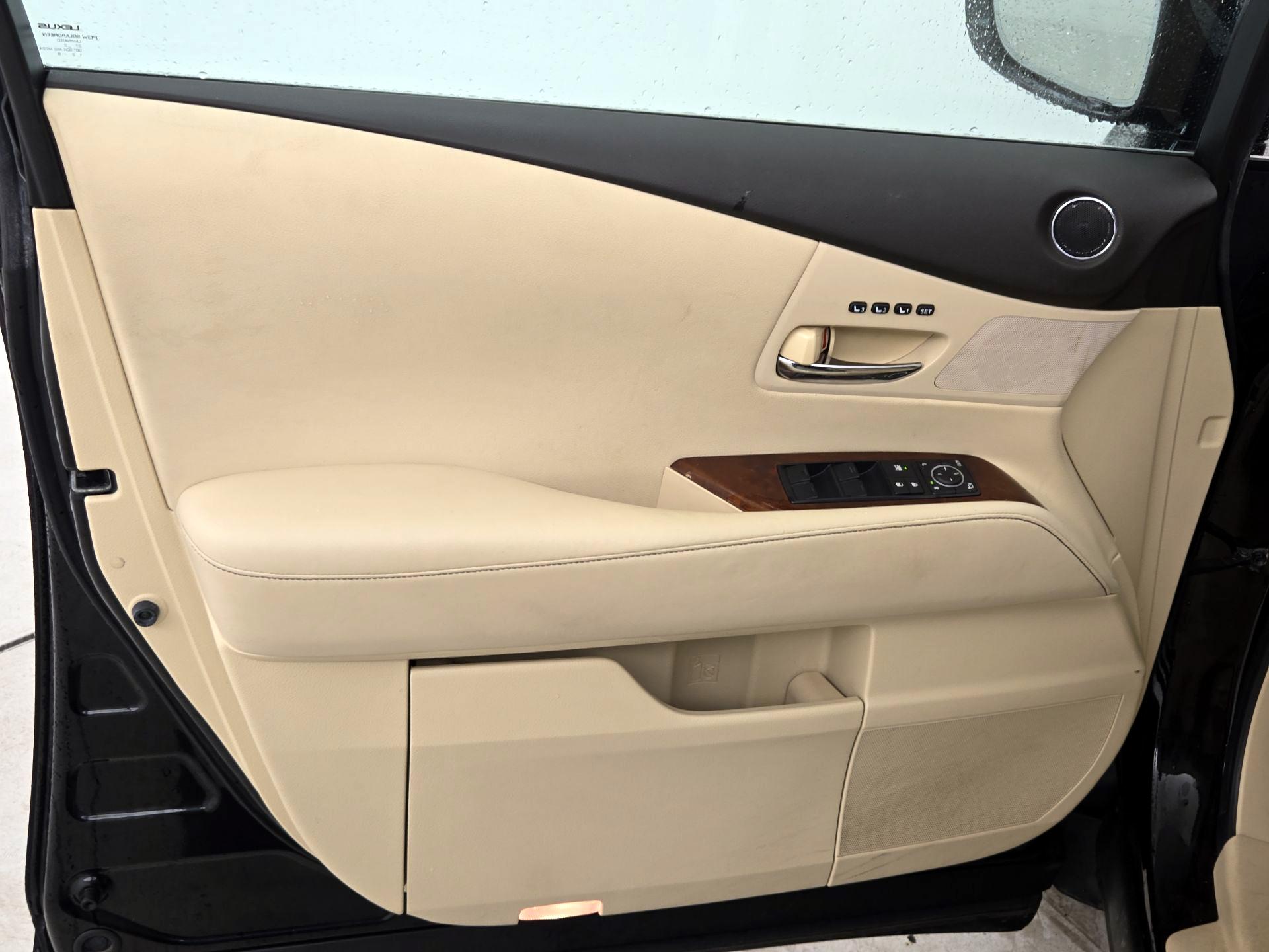 Thumbnail: 2013 Lexus RX - 12