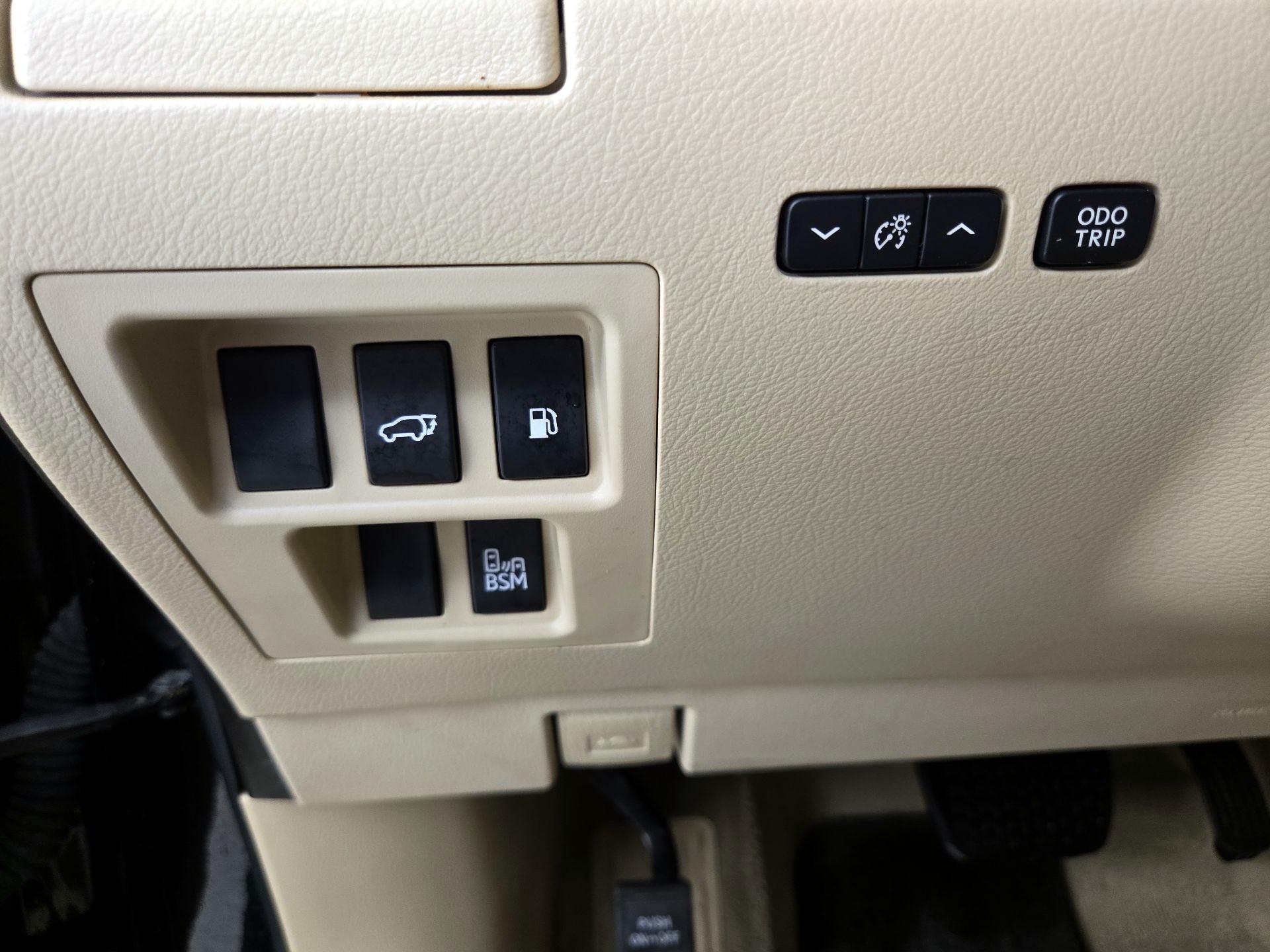 Thumbnail: 2013 Lexus RX - 13