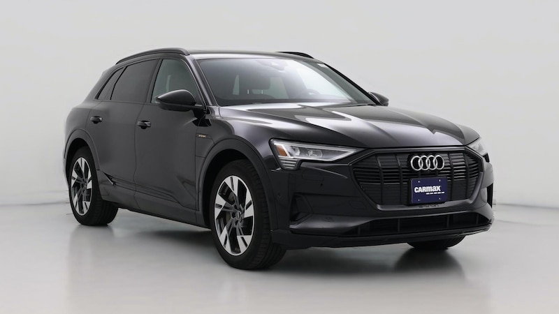 2022 Audi e-tron Premium Hero Image