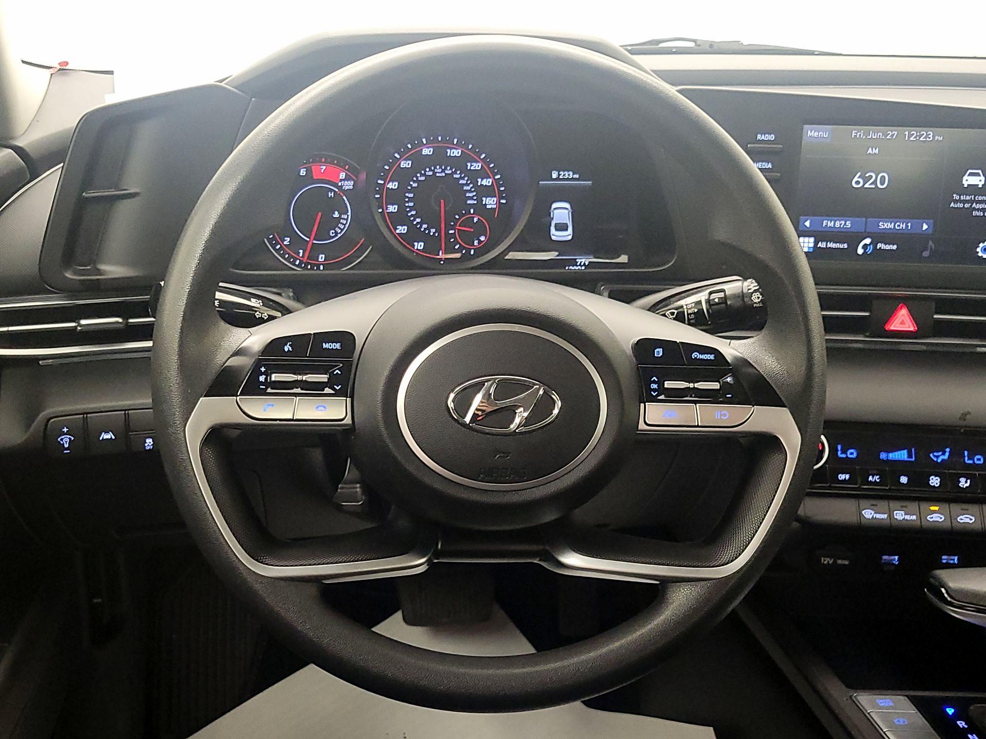 Thumbnail: 2023 Hyundai Elantra - 10