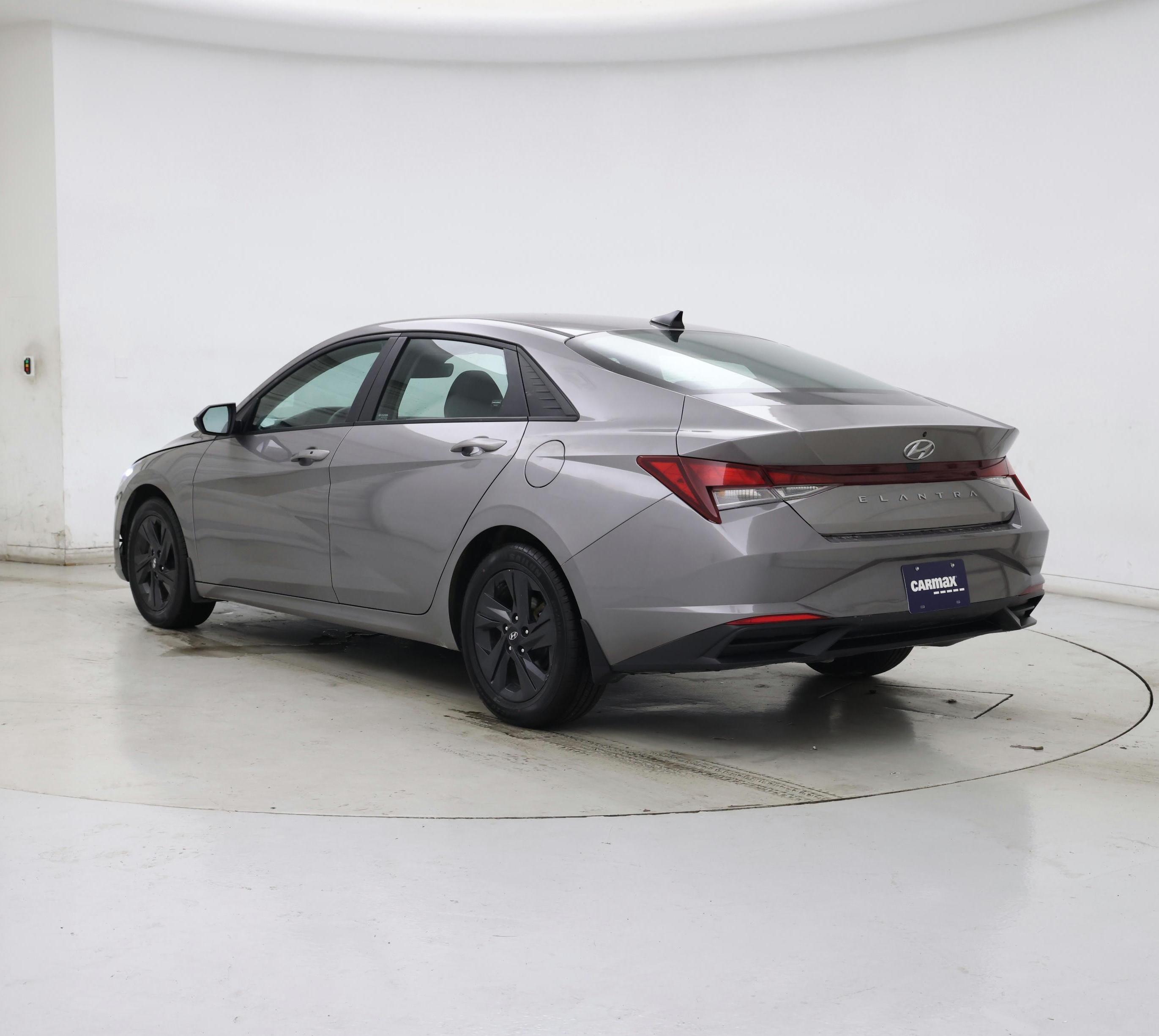 Thumbnail: 2023 Hyundai Elantra - 2