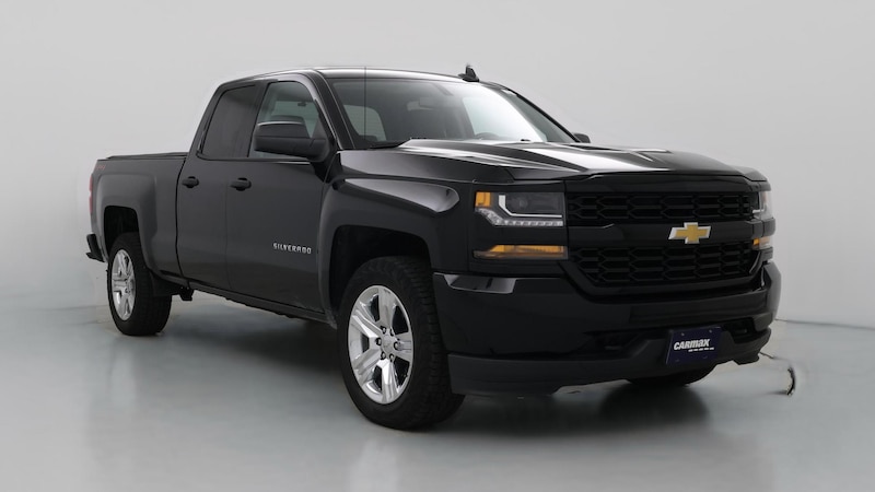 2018 Chevrolet Silverado 1500 Custom Hero Image