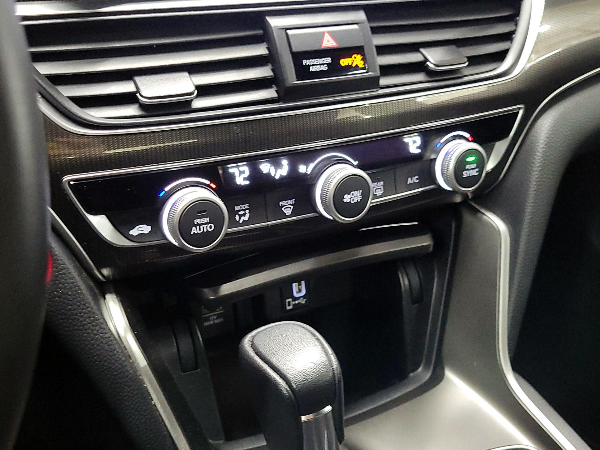 Thumbnail: 2020 Honda Accord - 16