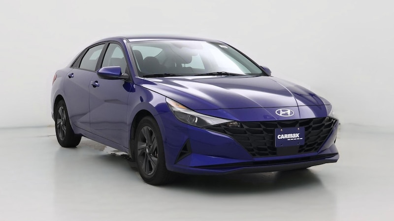 2022 Hyundai Elantra SEL Hero Image