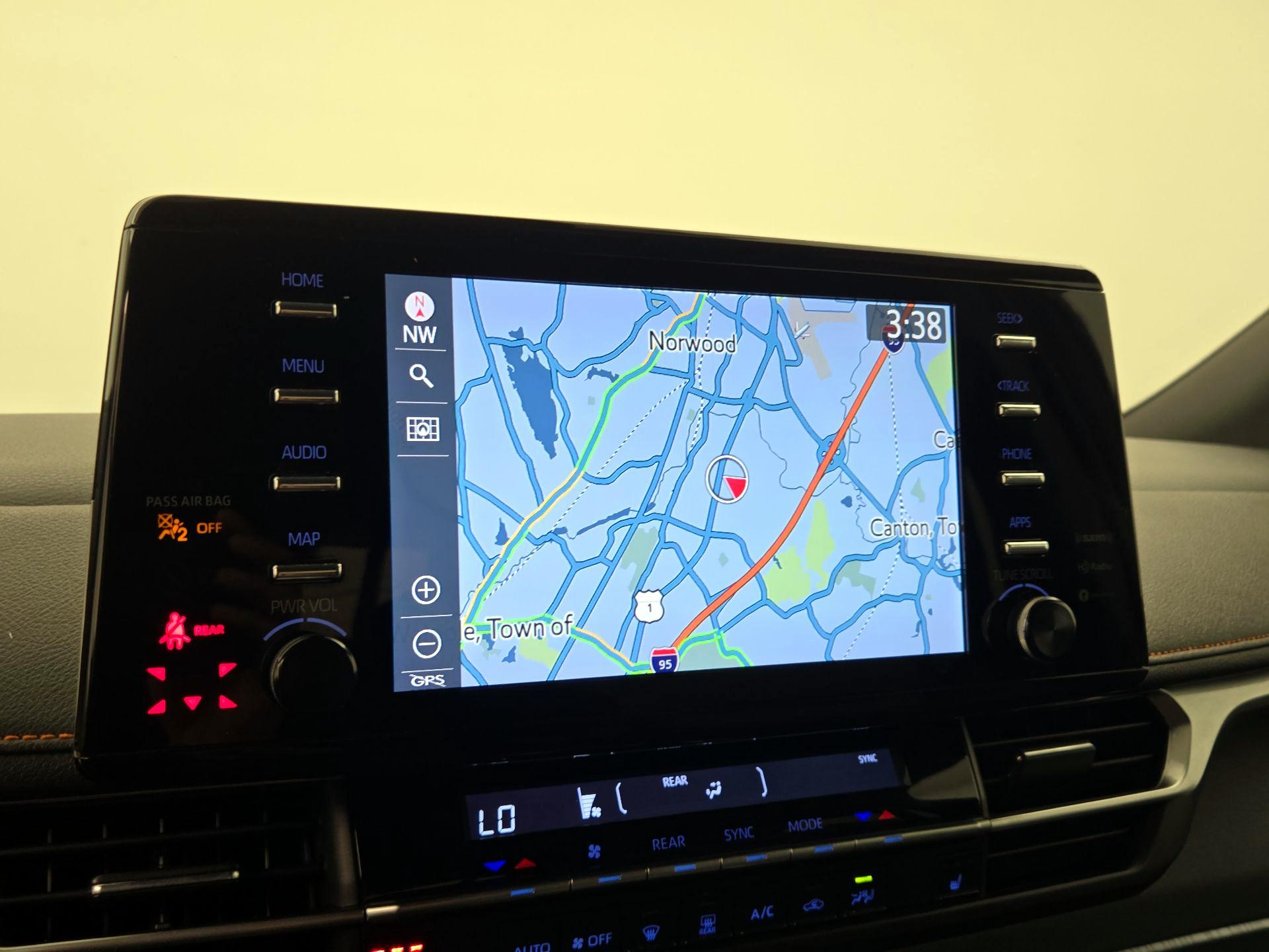 Thumbnail: 2021 Toyota Sienna - 14