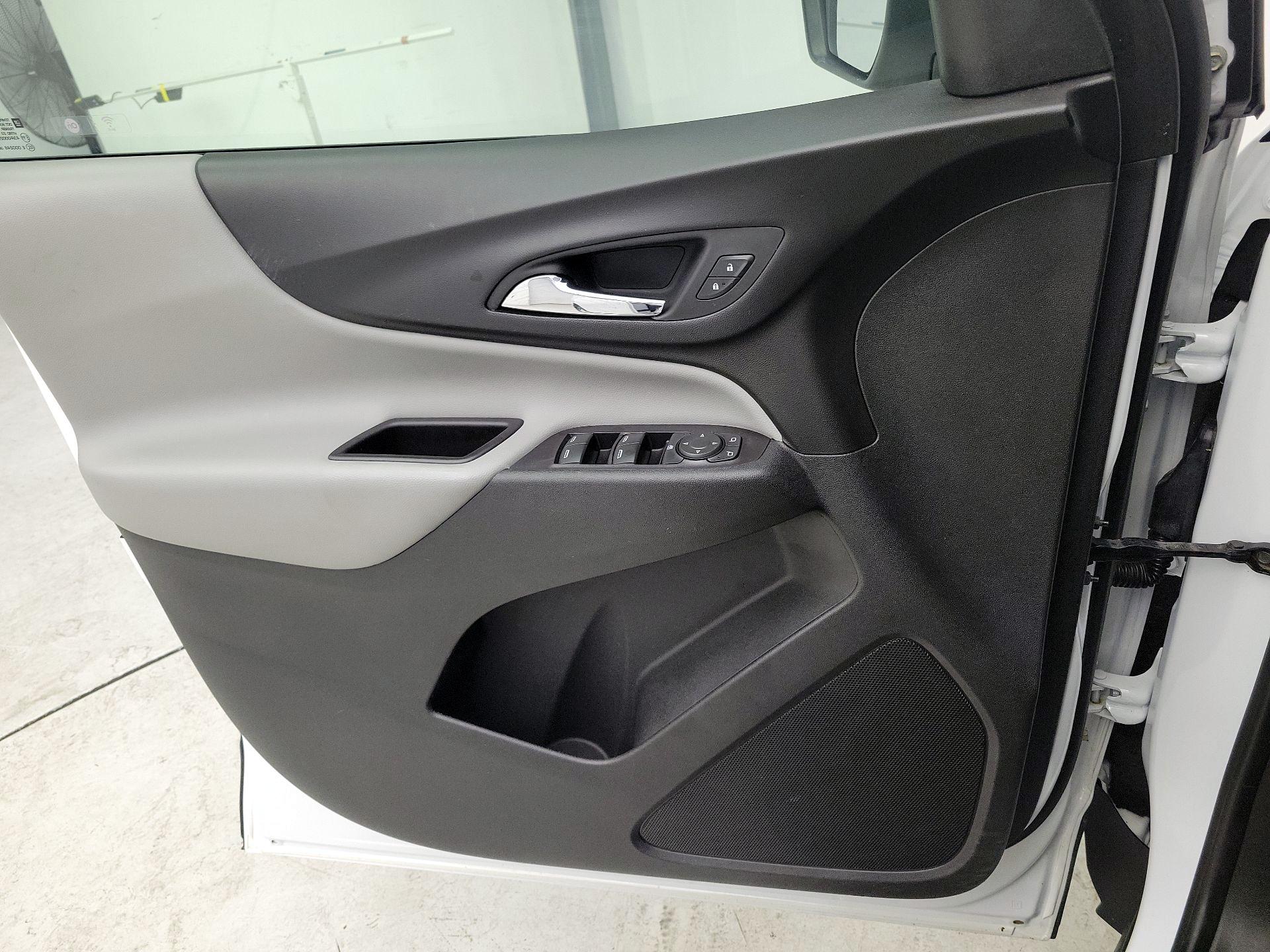 Thumbnail: 2020 Chevrolet Equinox - 12
