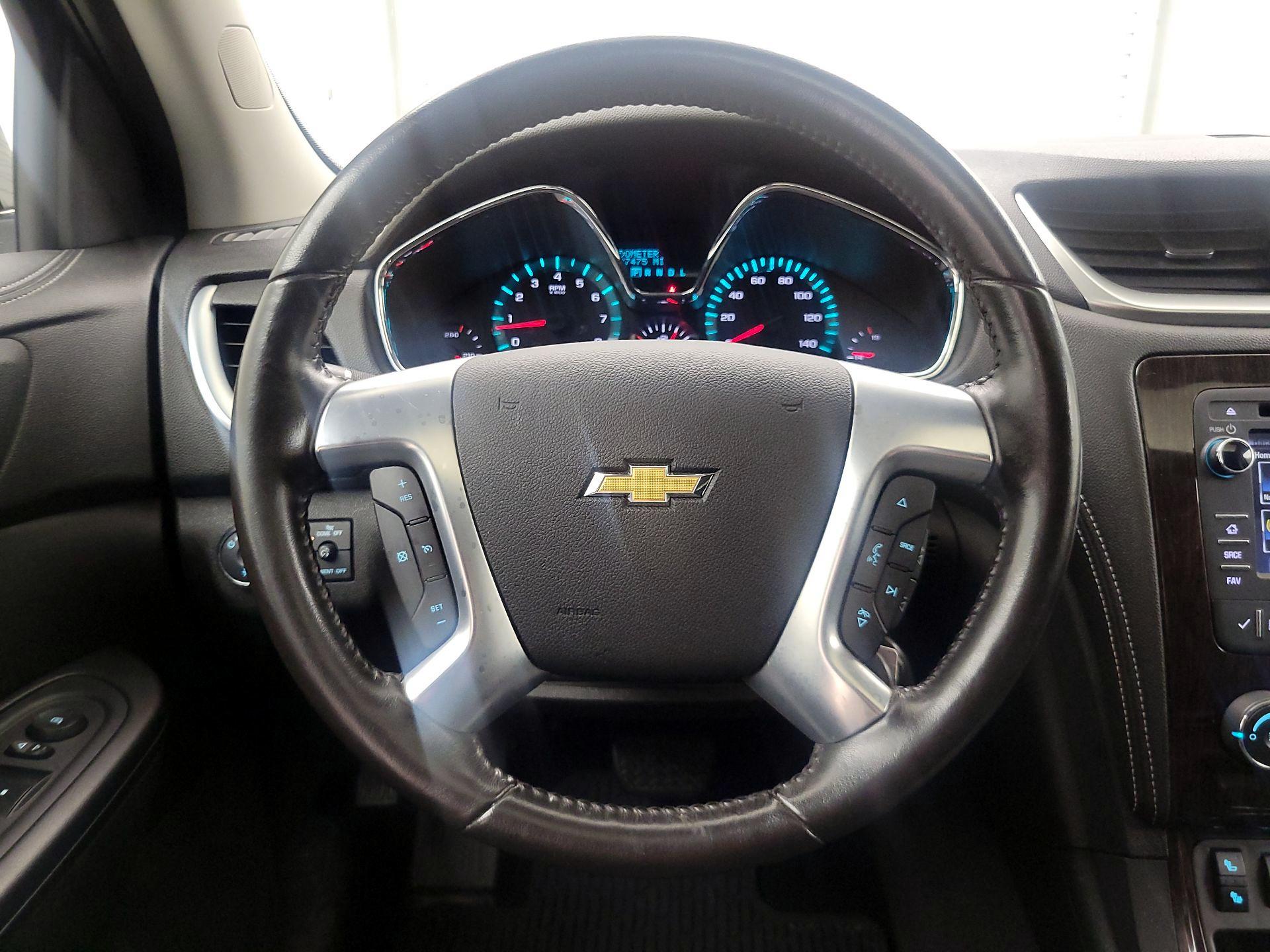 Thumbnail: 2016 Chevrolet Traverse - 10