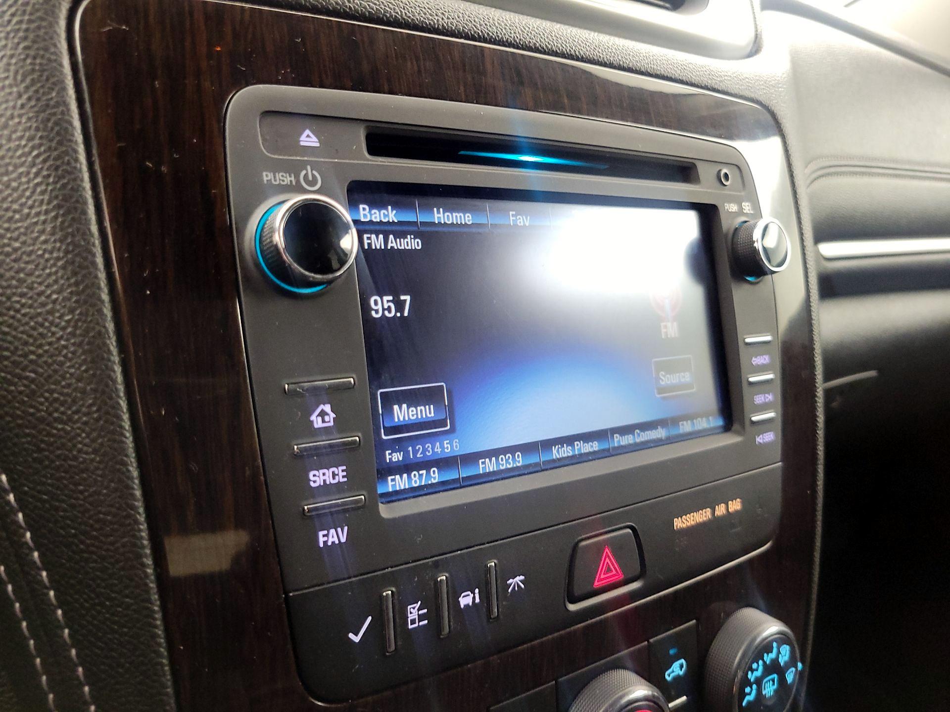 Thumbnail: 2016 Chevrolet Traverse - 15