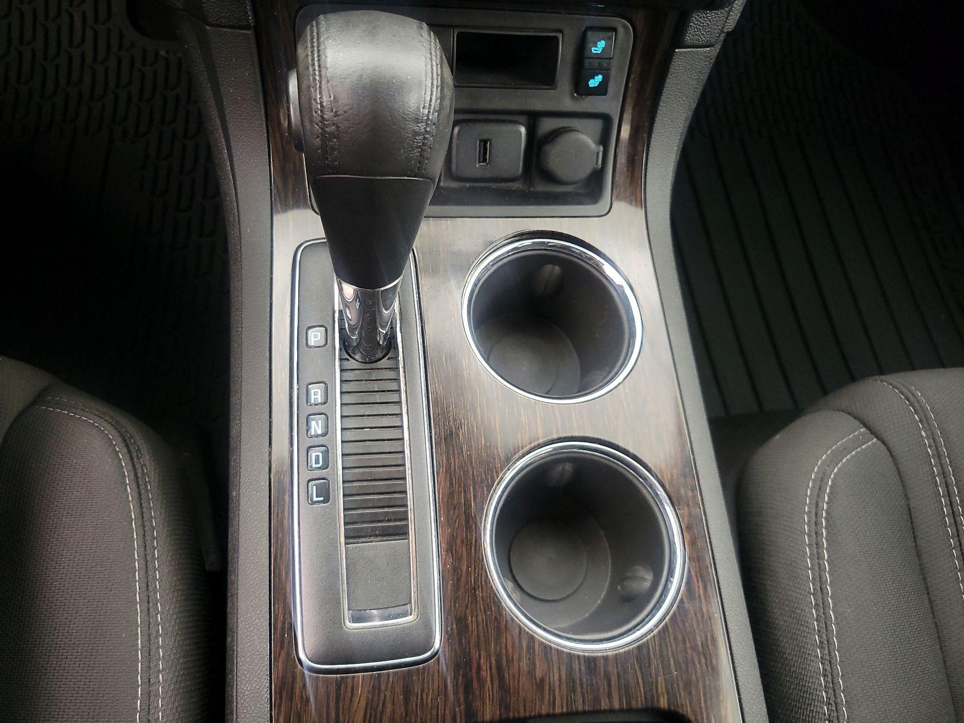 Thumbnail: 2016 Chevrolet Traverse - 17