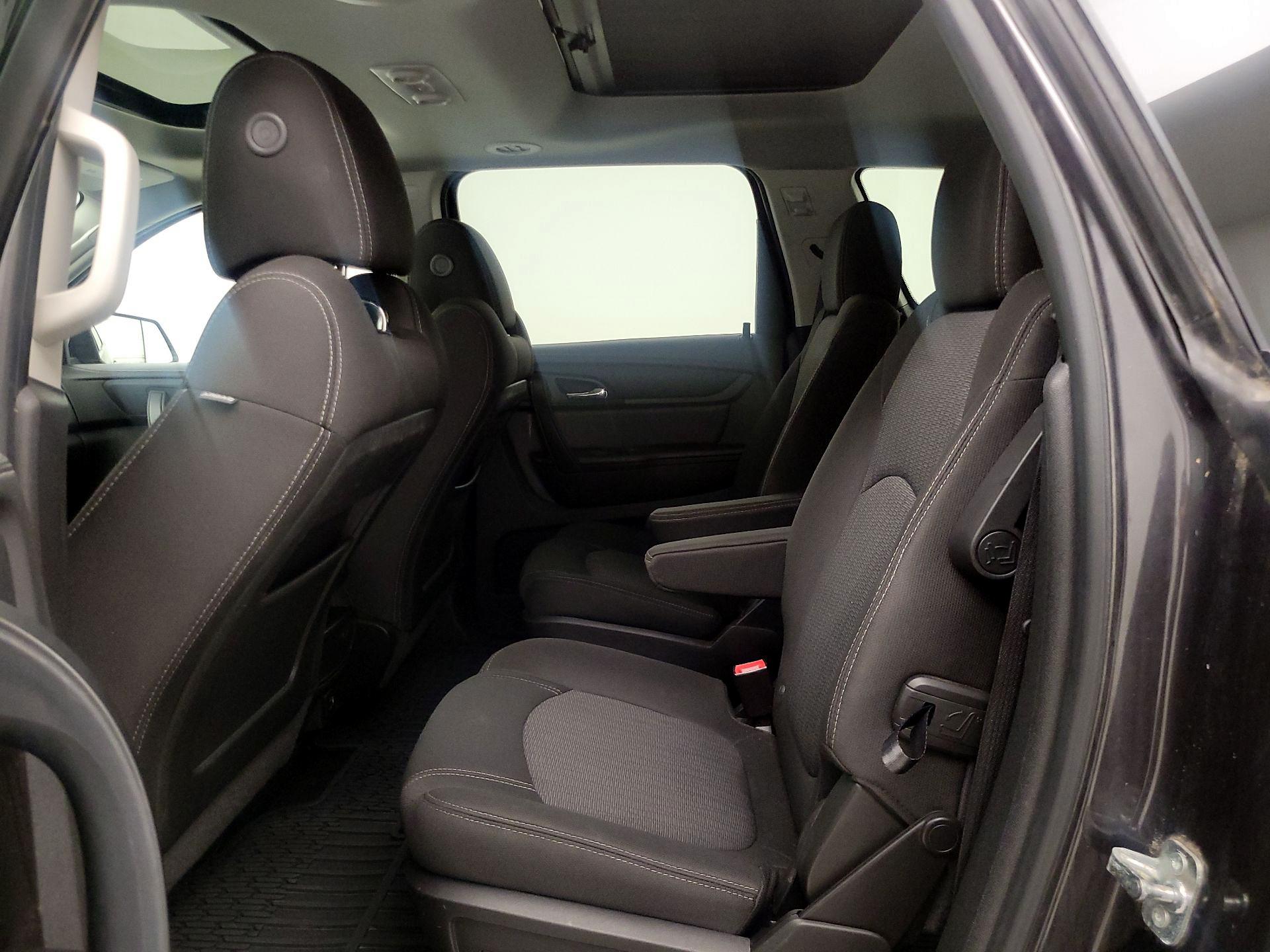 Thumbnail: 2016 Chevrolet Traverse - 20
