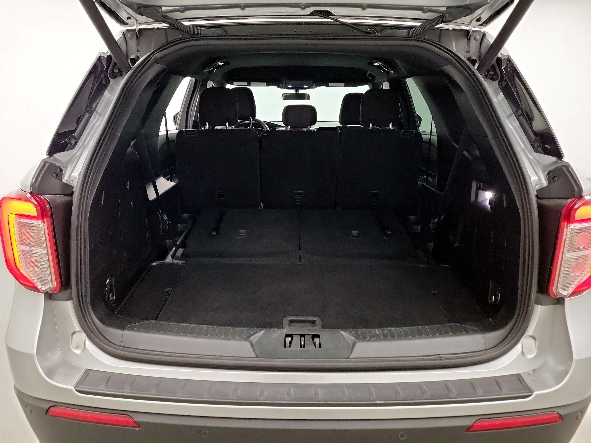 Thumbnail: 2020 Ford Explorer - 20