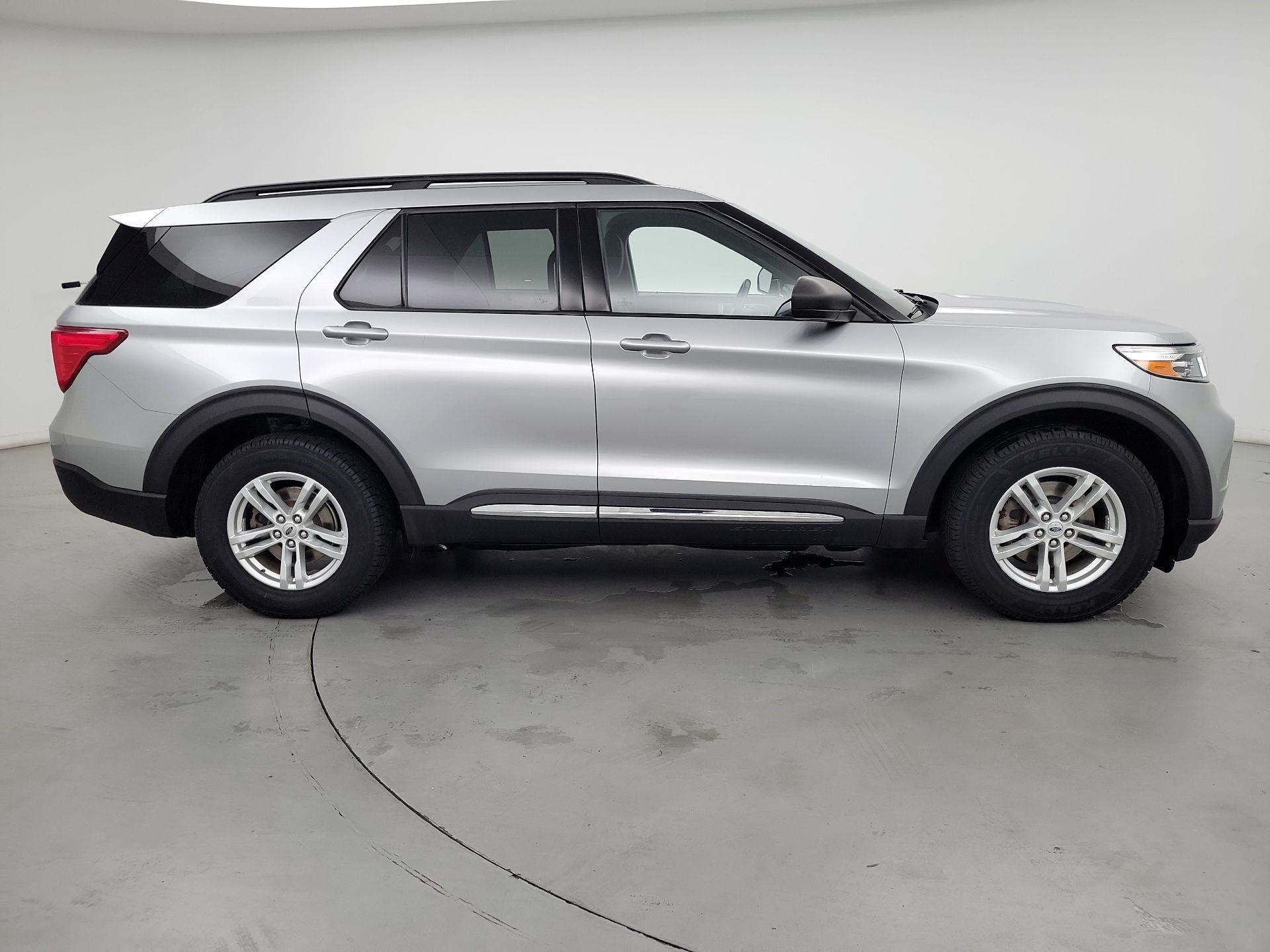 Thumbnail: 2020 Ford Explorer - 4