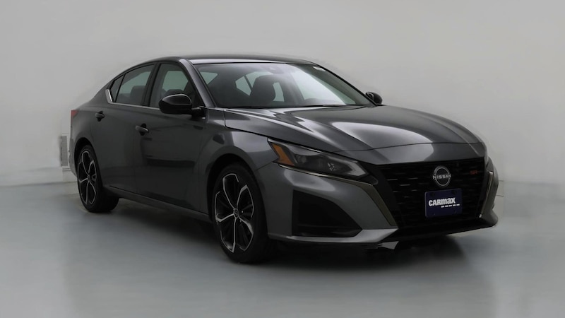 2023 Nissan Altima SR Hero Image