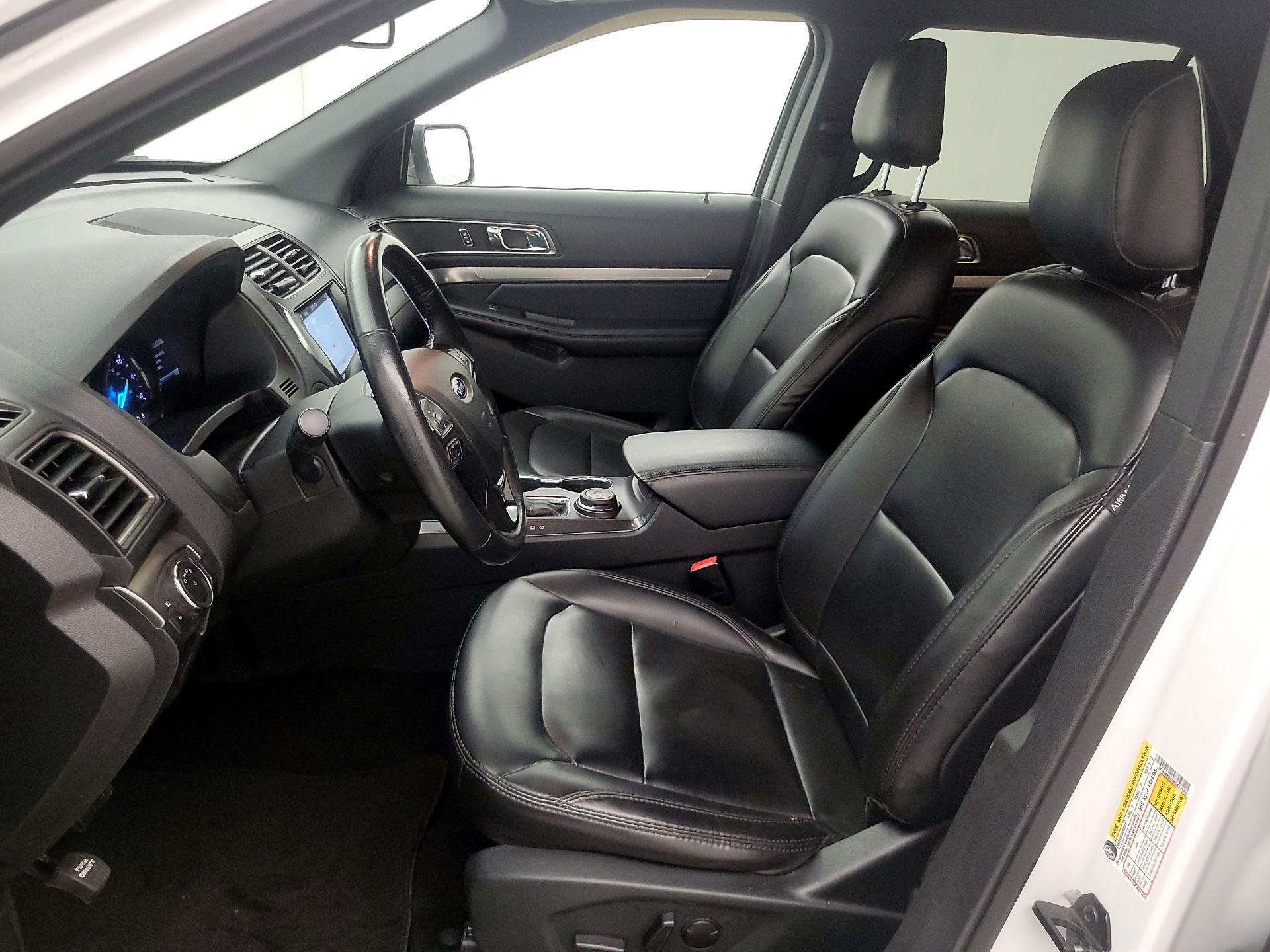 Thumbnail: 2019 Ford Explorer - 11