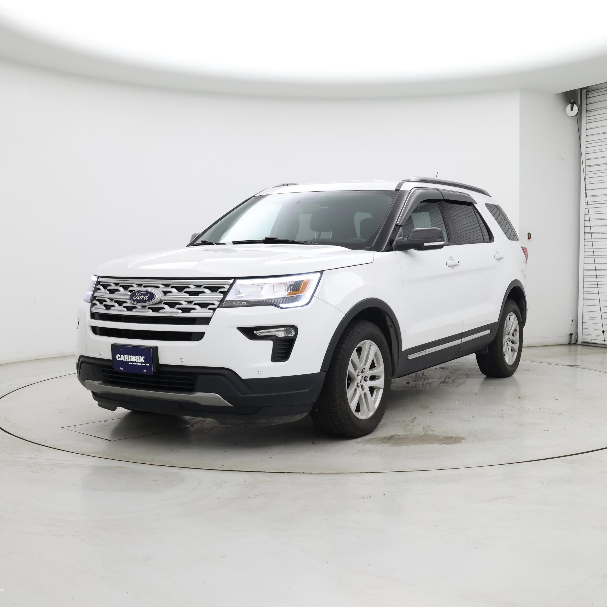 Thumbnail: 2019 Ford Explorer - 4