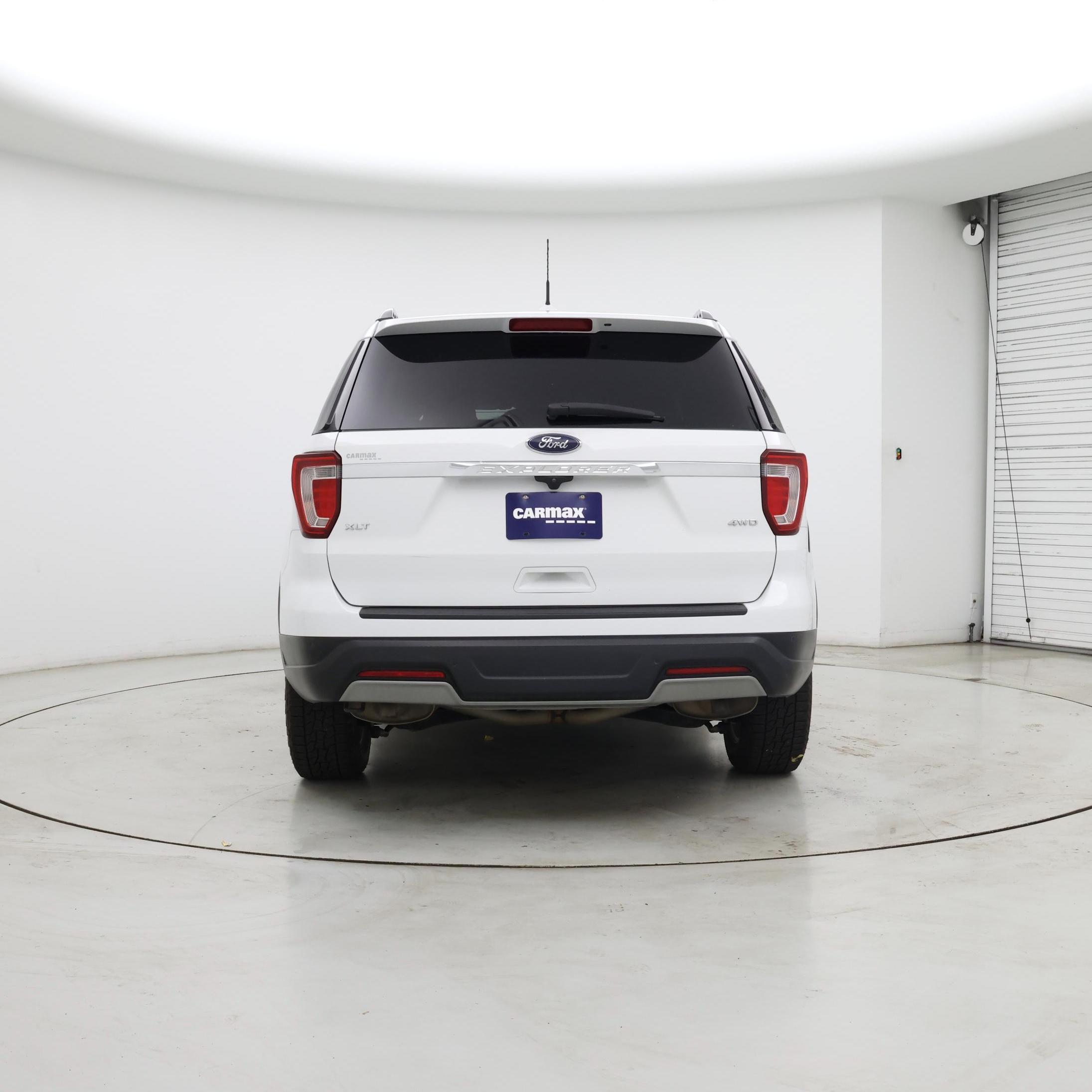 Thumbnail: 2019 Ford Explorer - 6