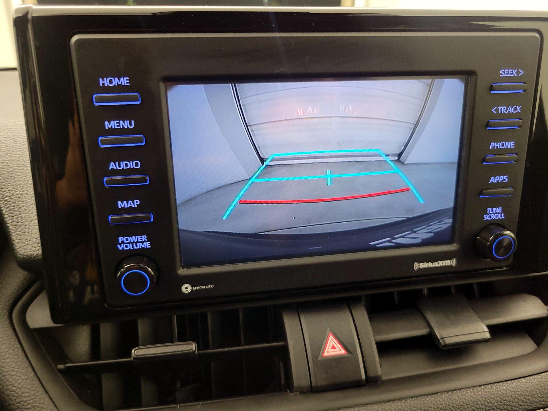 Thumbnail: 2022 Toyota RAV4 - 14