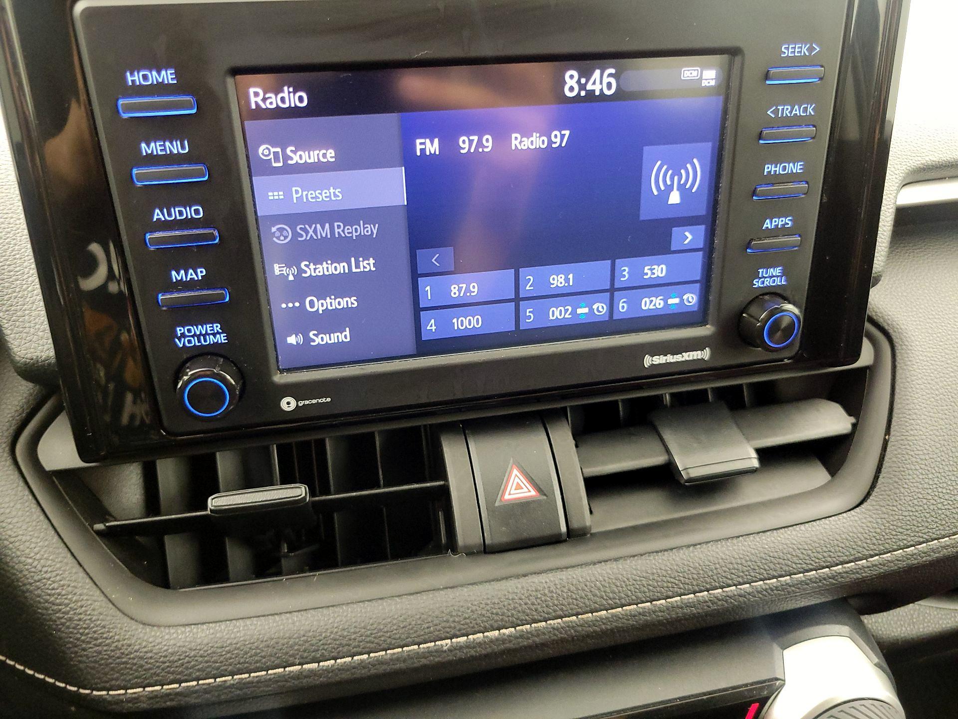 Thumbnail: 2022 Toyota RAV4 - 15