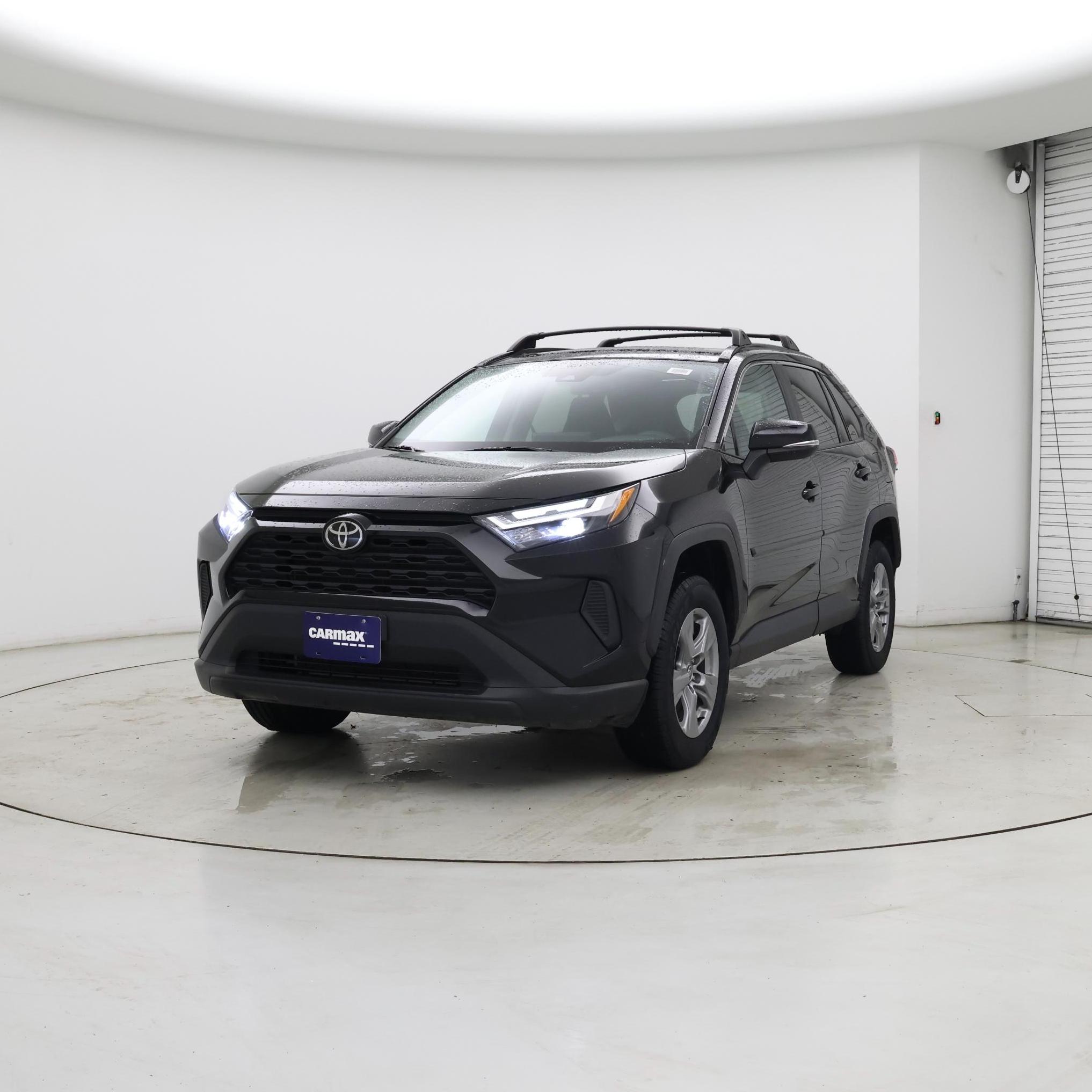Thumbnail: 2022 Toyota RAV4 - 4
