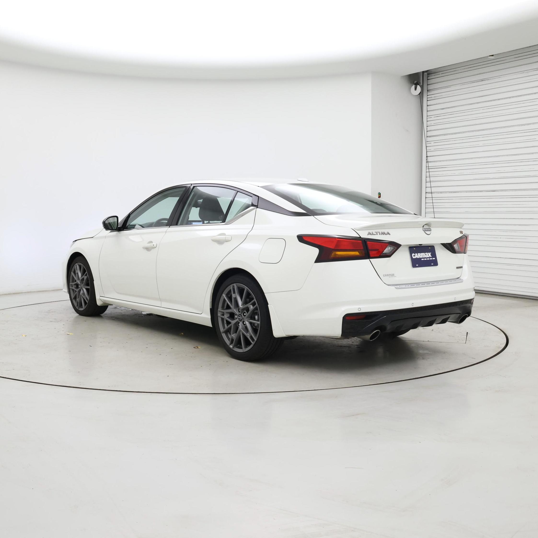 Thumbnail: 2023 Nissan Altima - 2