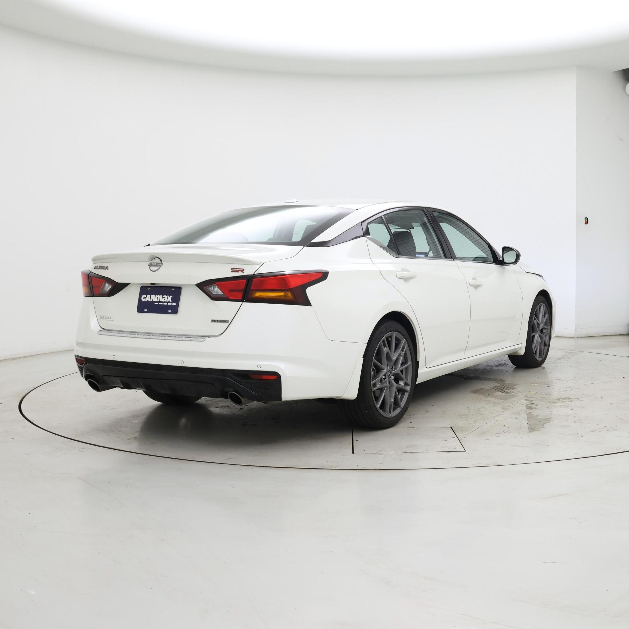 Thumbnail: 2023 Nissan Altima - 8