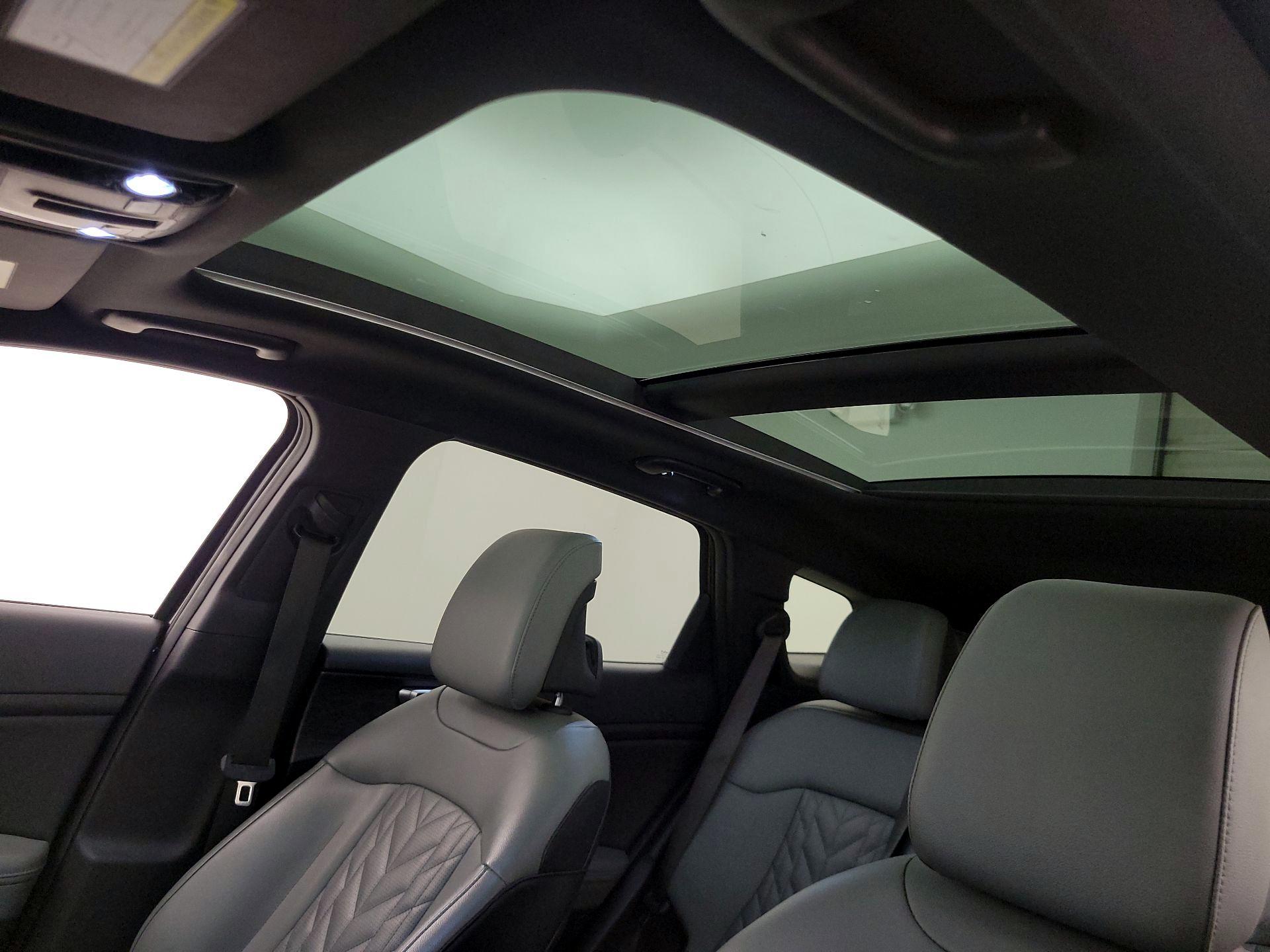 Thumbnail: 2023 Kia Sportage - 20