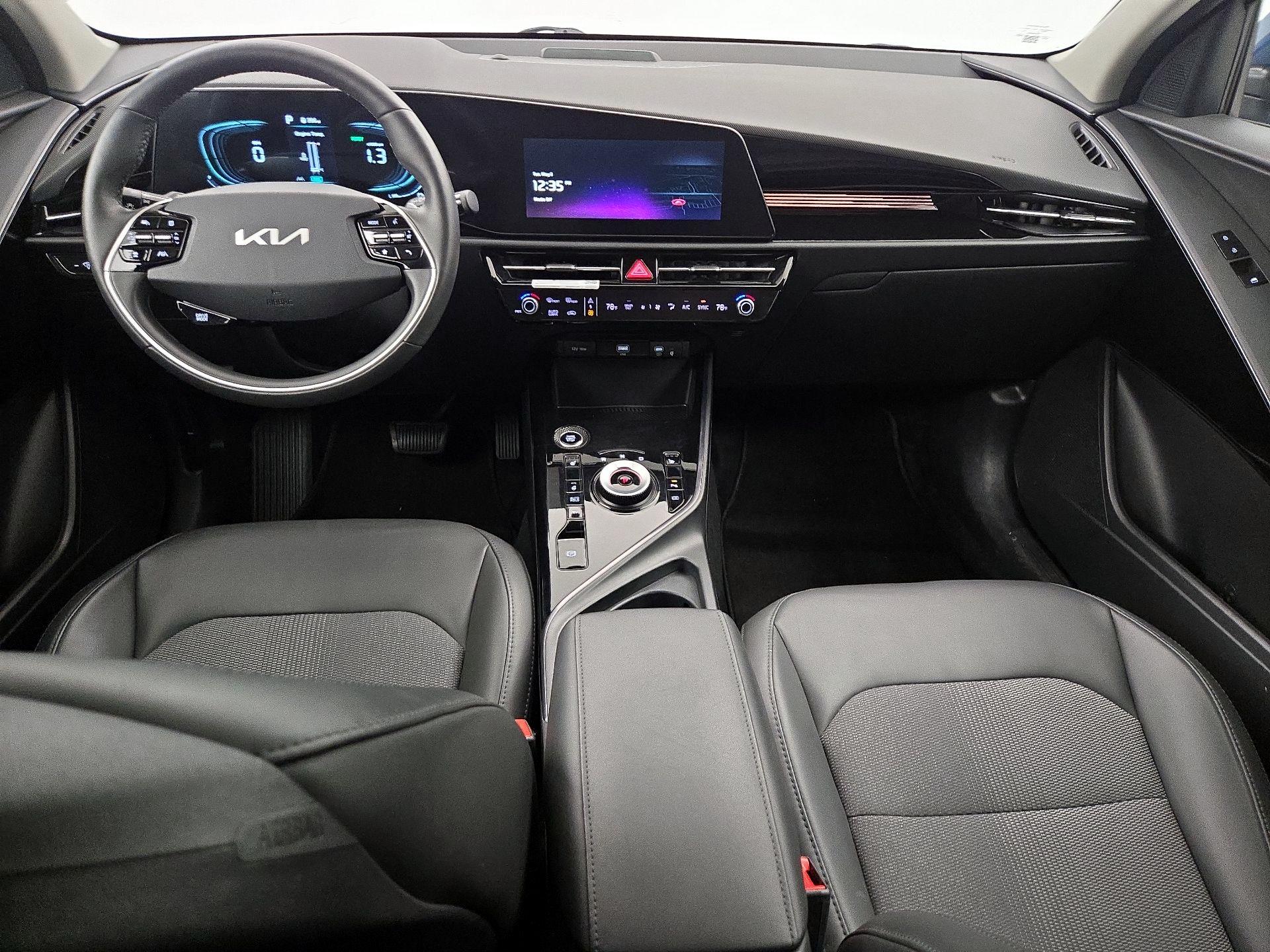 Thumbnail: 2023 Kia Niro - 9