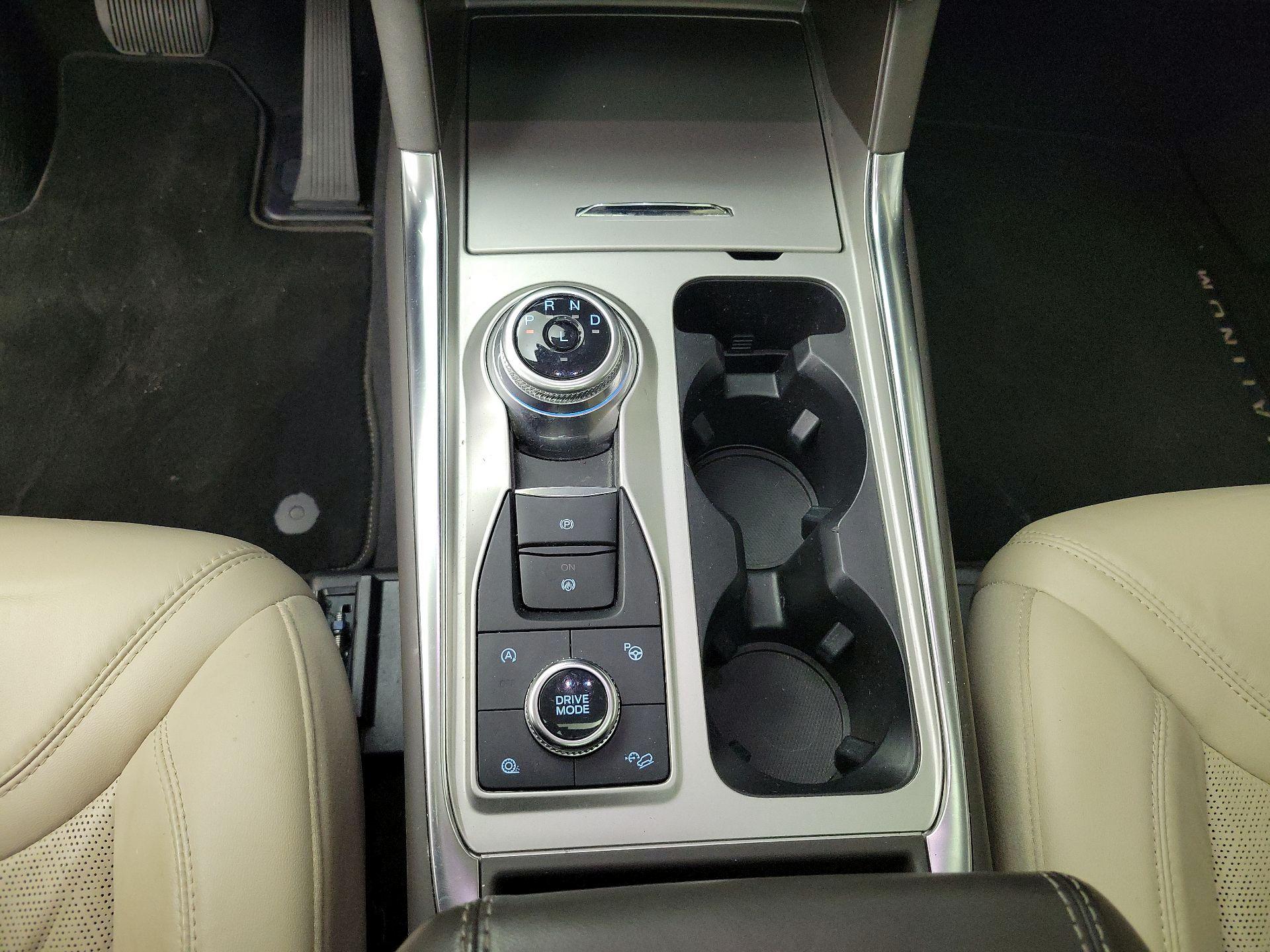Thumbnail: 2022 Ford Explorer - 18