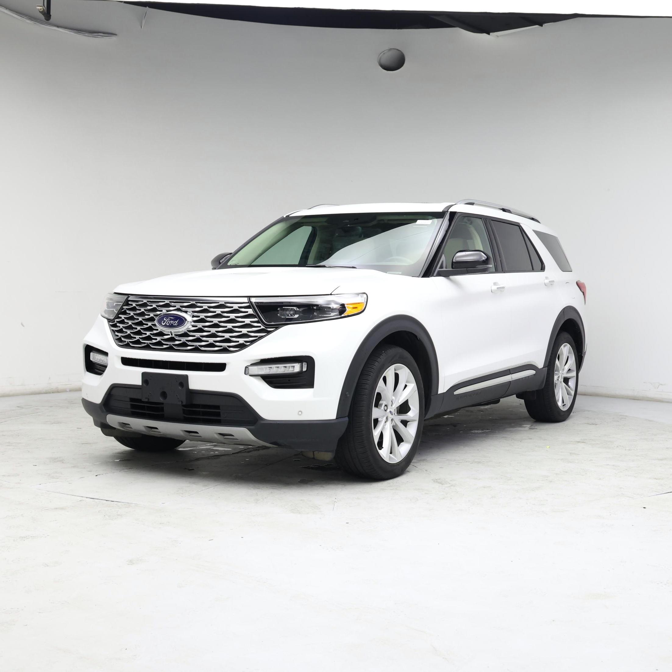 Thumbnail: 2022 Ford Explorer - 4