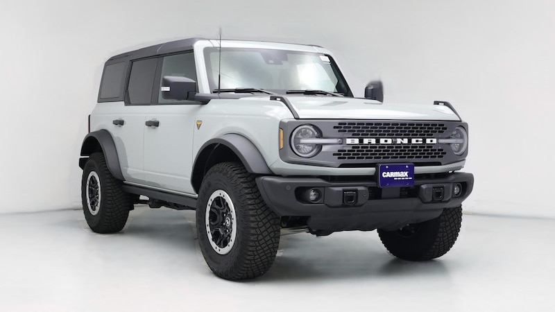 2023 Ford Bronco Badlands Hero Image