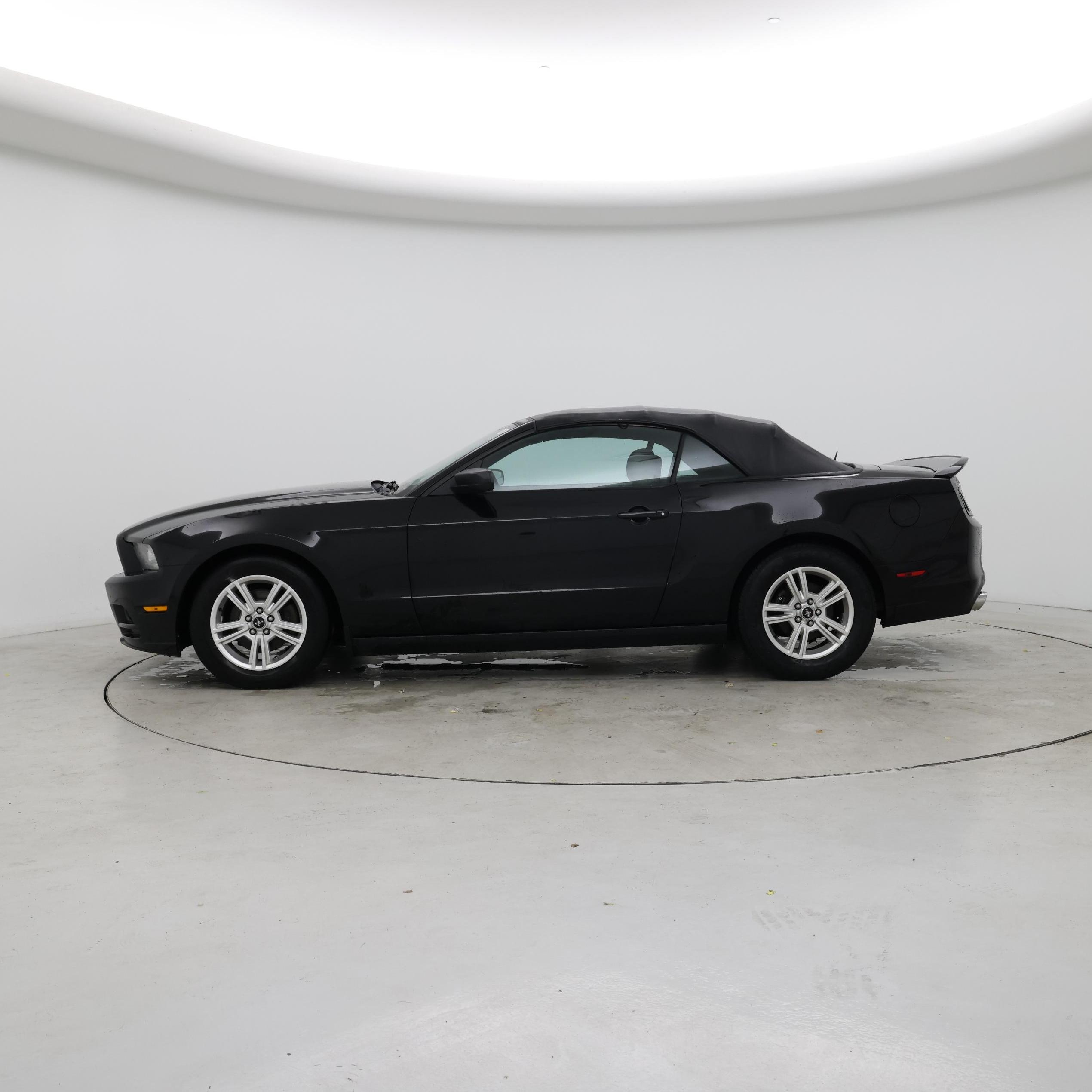 Thumbnail: 2014 Ford Mustang - 3