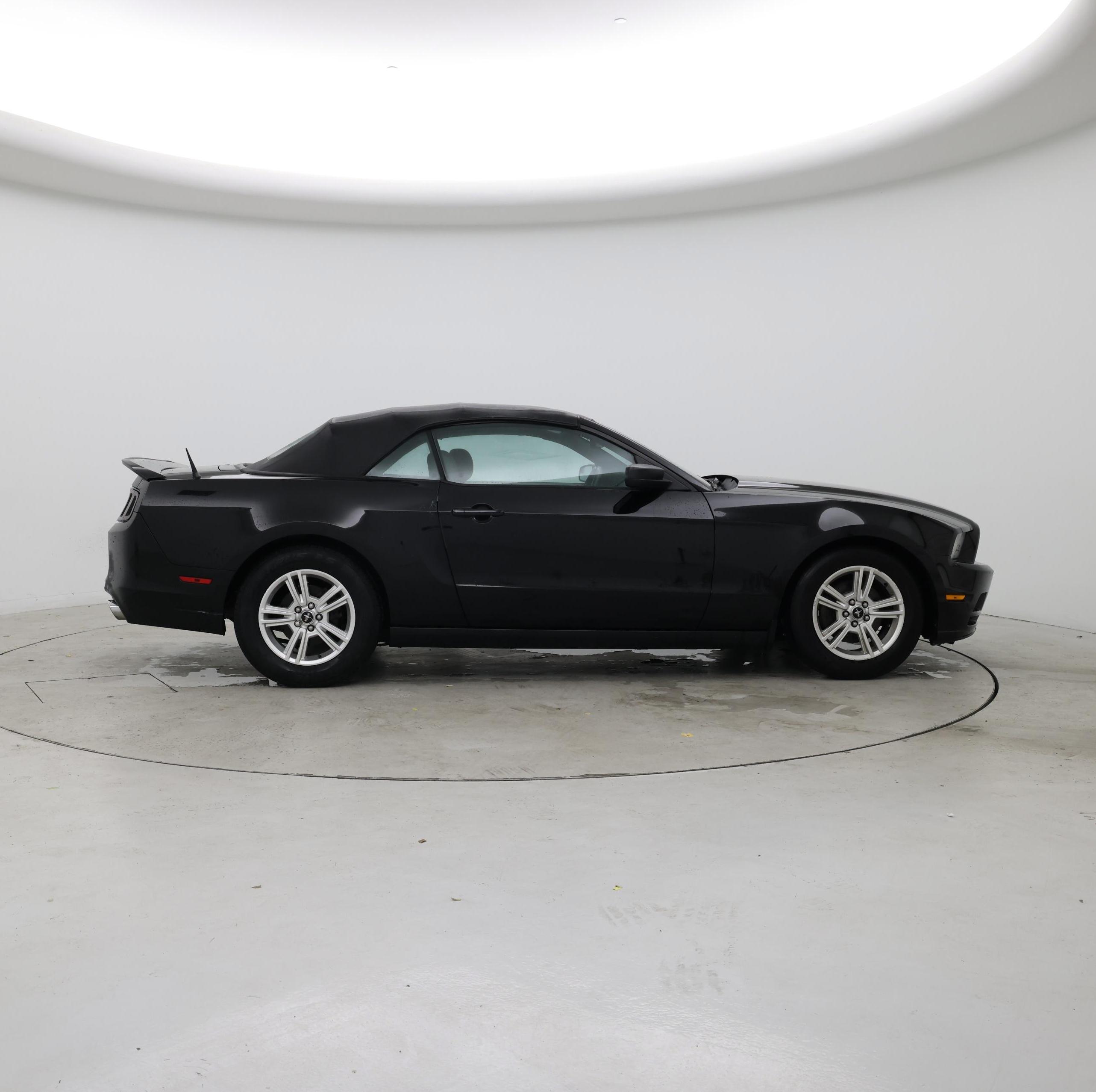 Thumbnail: 2014 Ford Mustang - 7