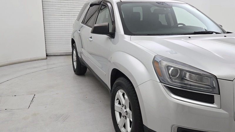 2014 GMC Acadia SLE Hero Image