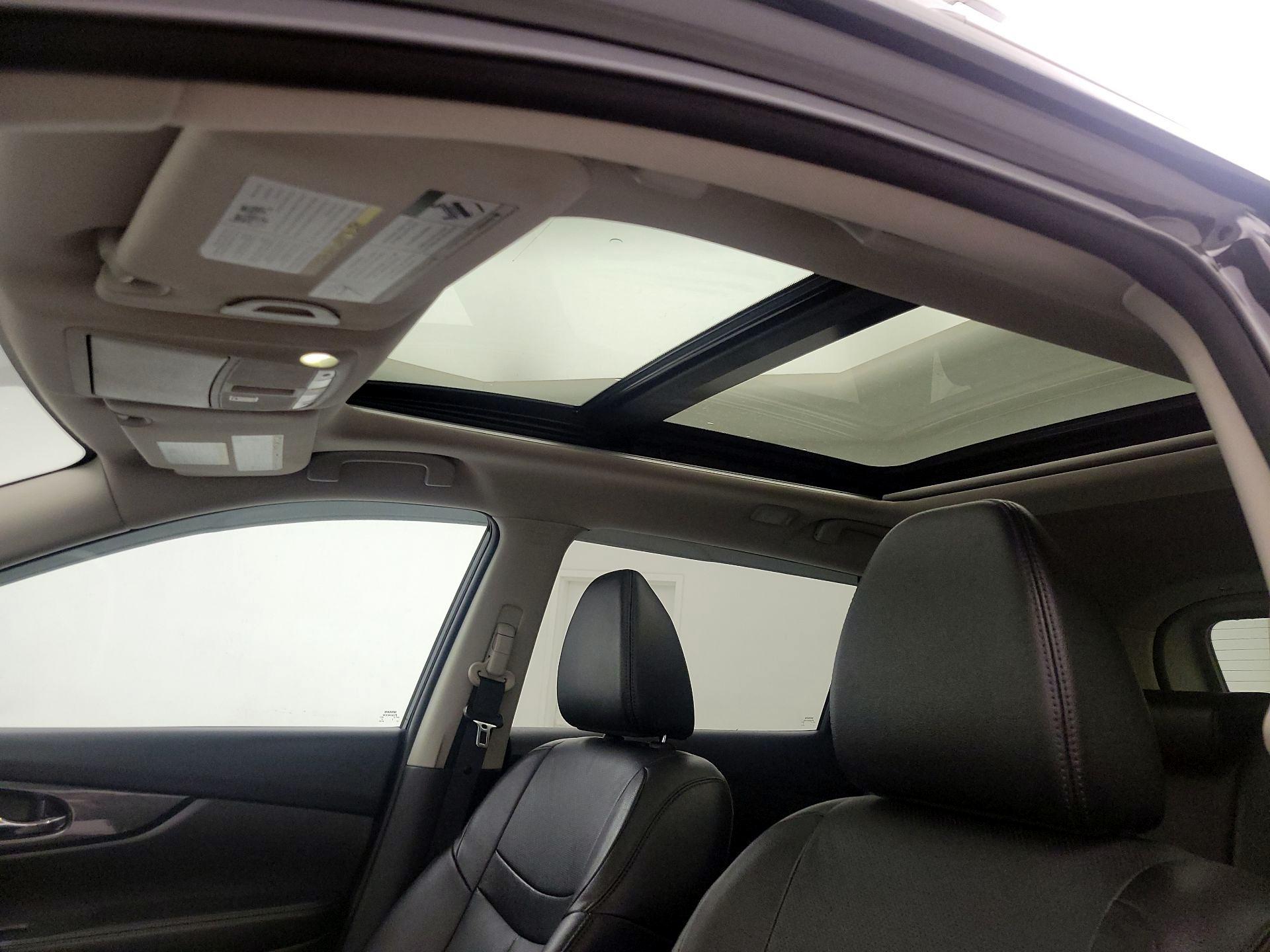 Thumbnail: 2016 Nissan Rogue - 19