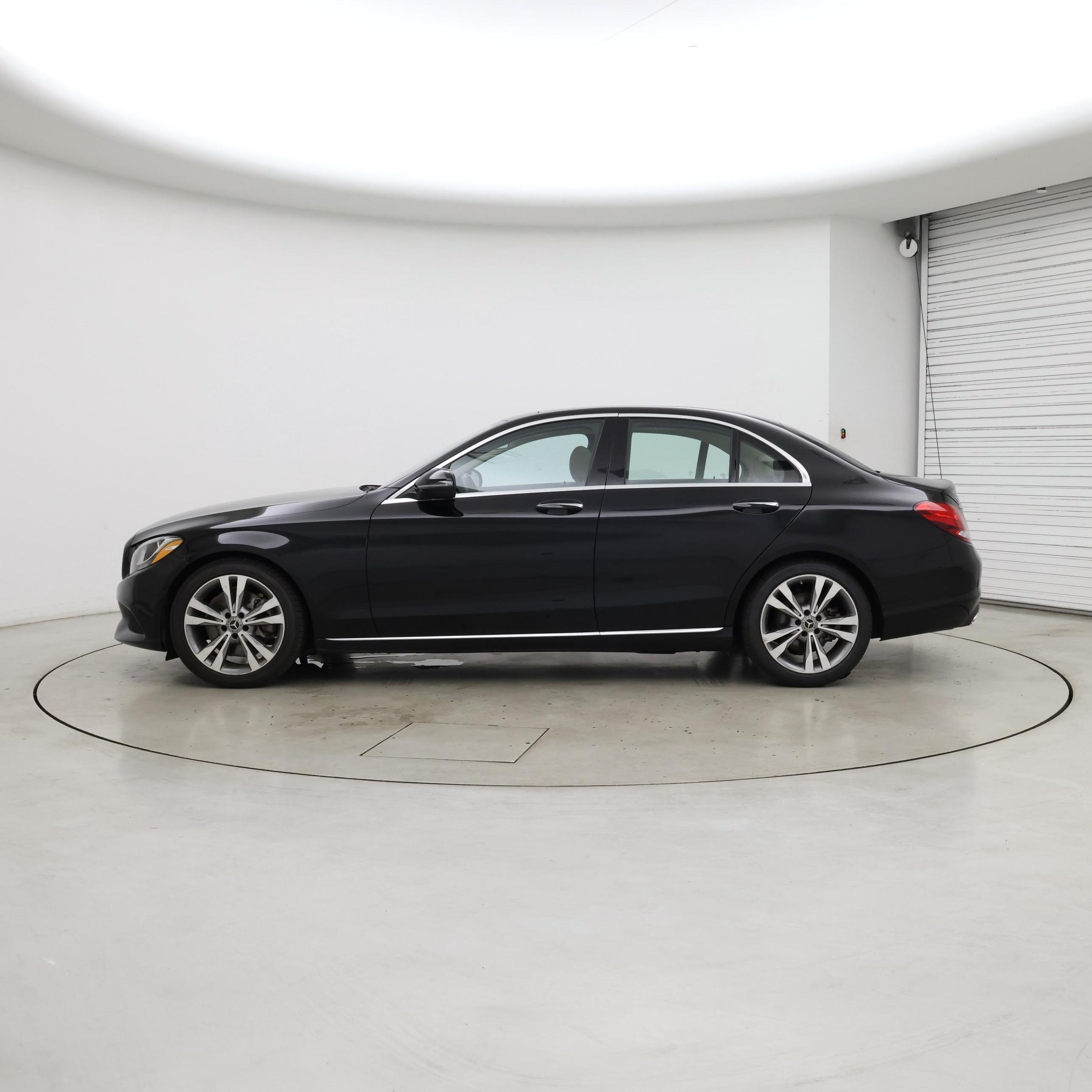 Thumbnail: 2018 Mercedes-Benz C-Class - 3