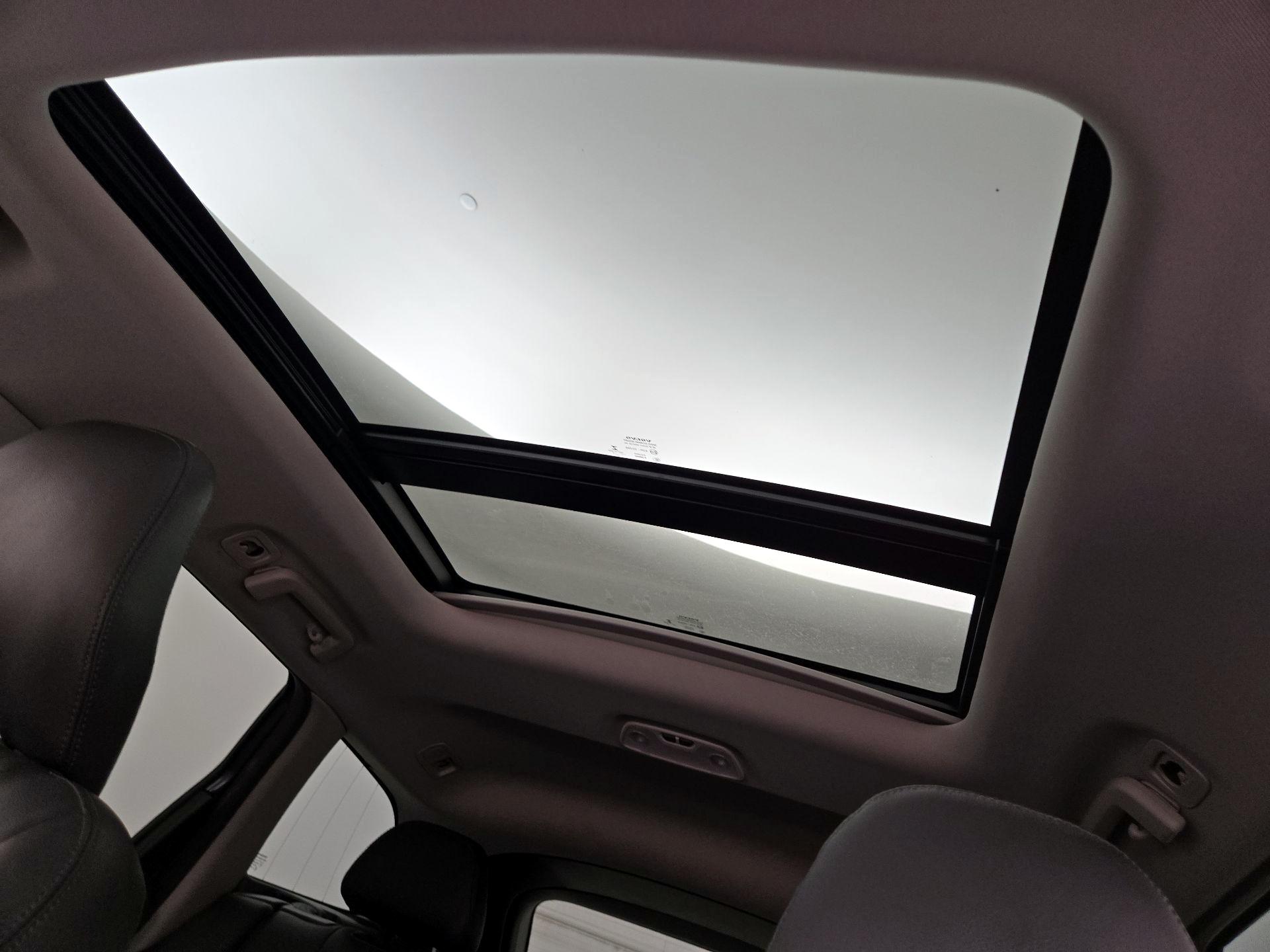 Thumbnail: 2016 Volvo XC60 - 18