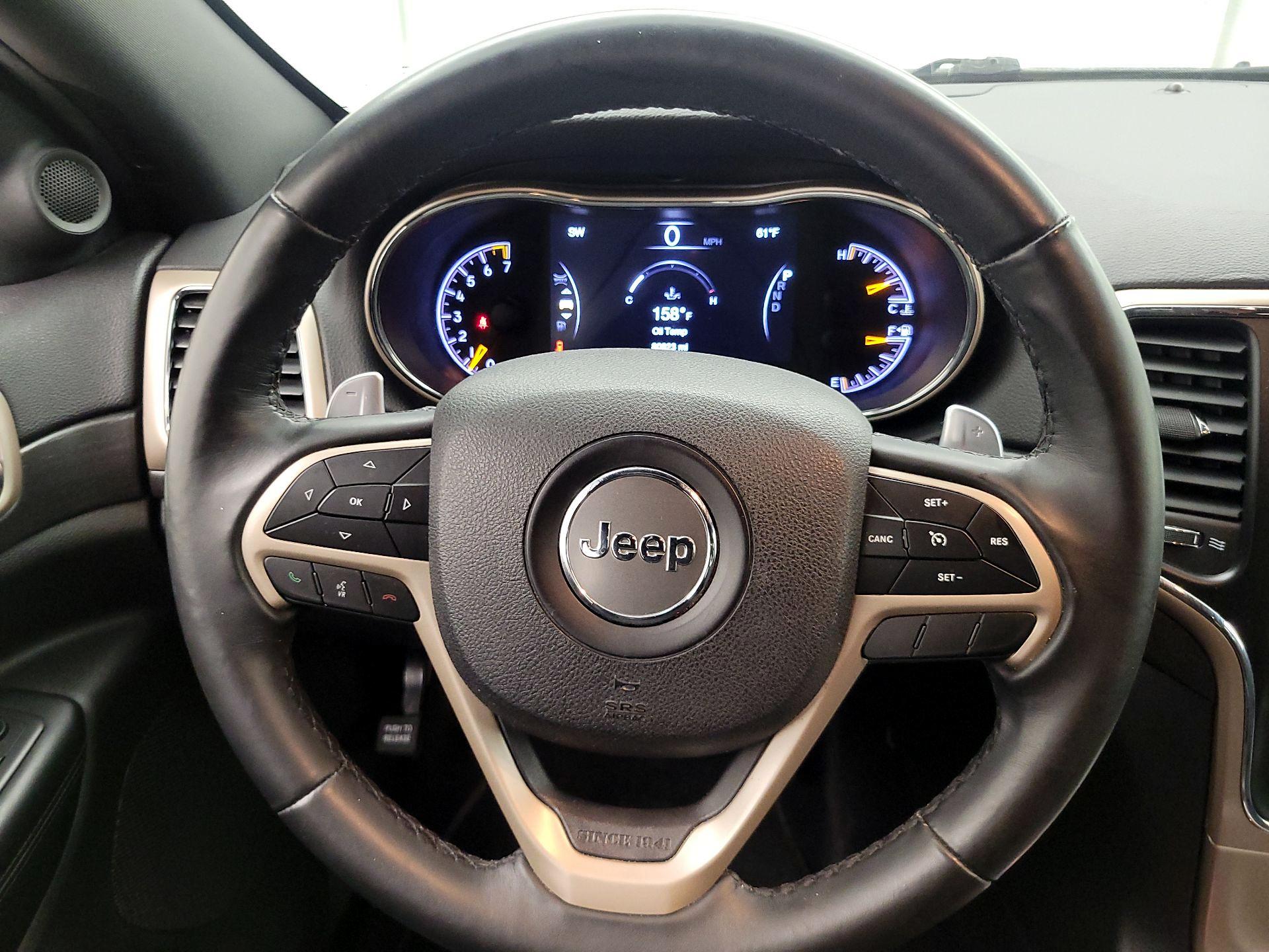 Thumbnail: 2017 Jeep Grand Cherokee - 10