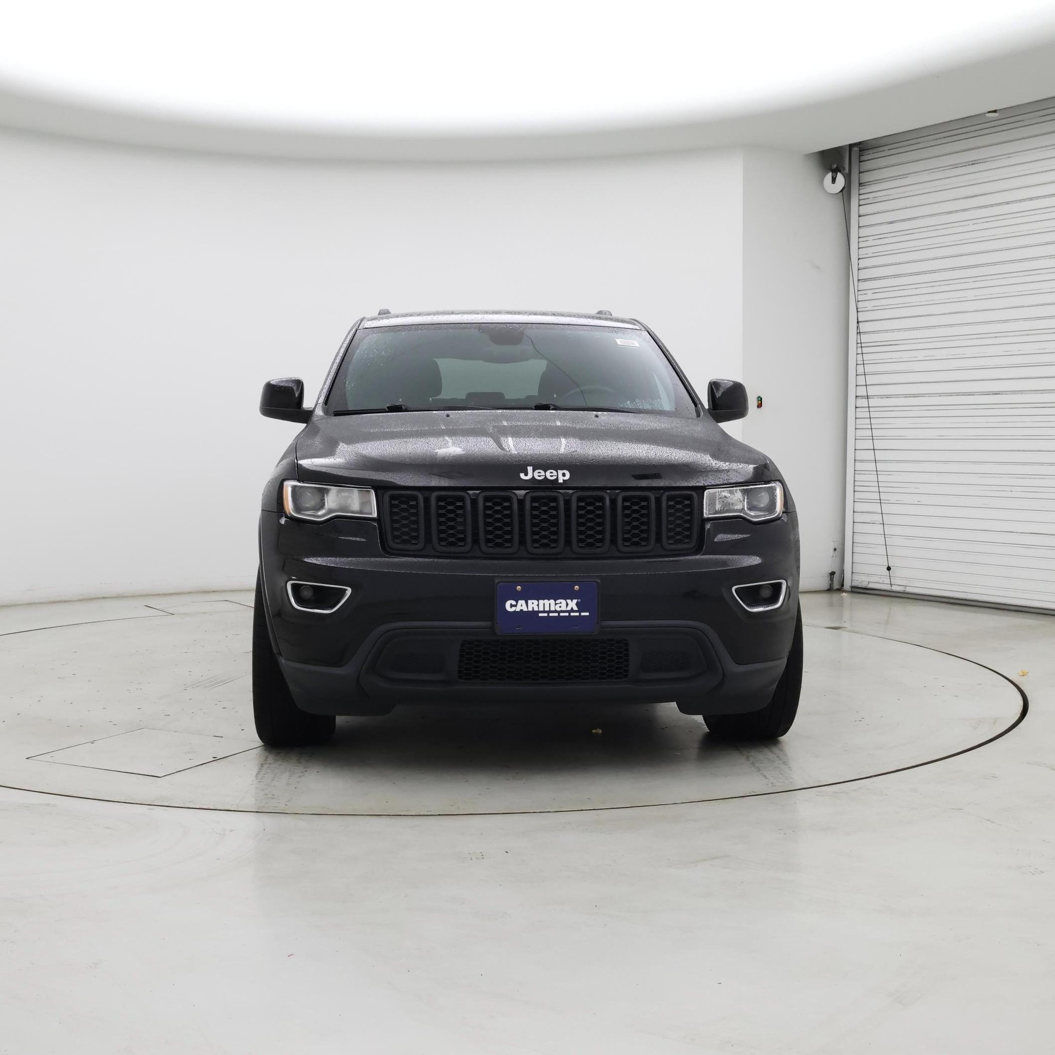 Thumbnail: 2017 Jeep Grand Cherokee - 5