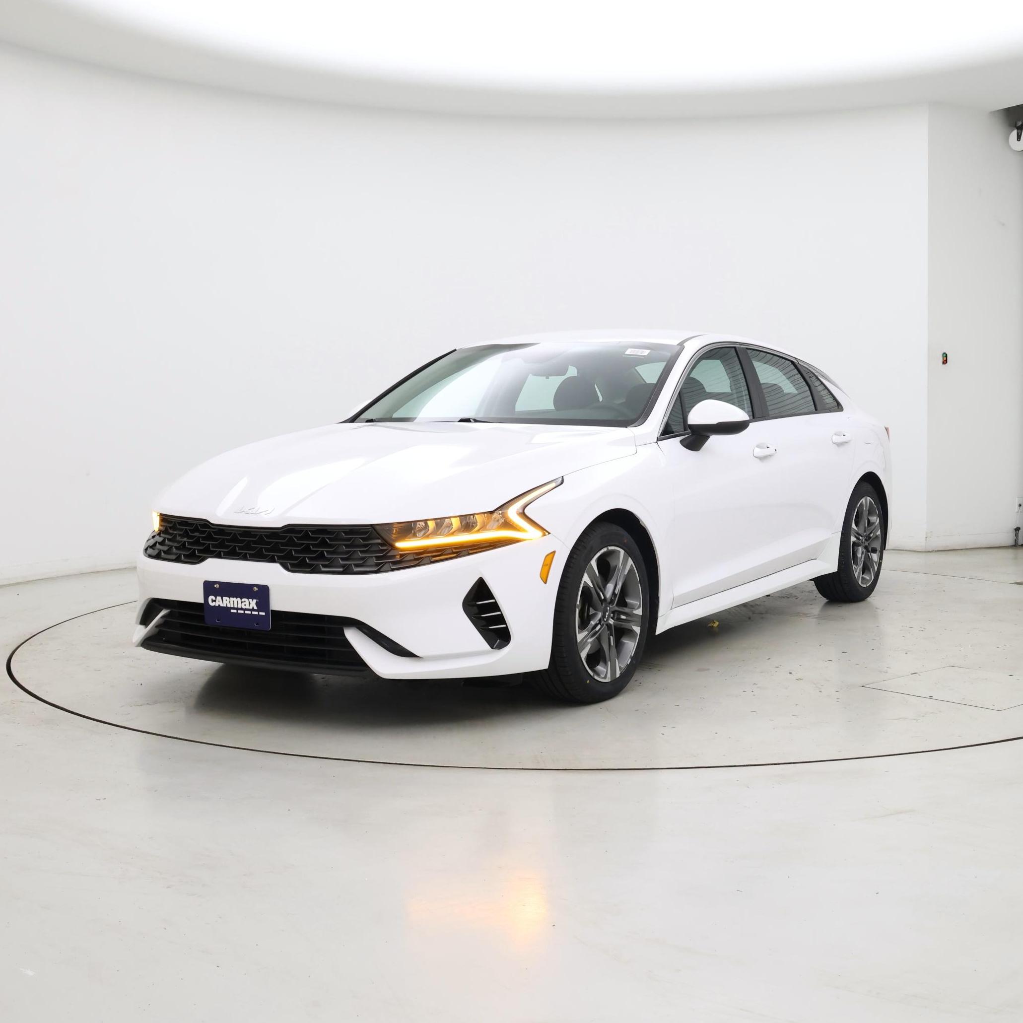 Thumbnail: 2022 Kia K5 - 4