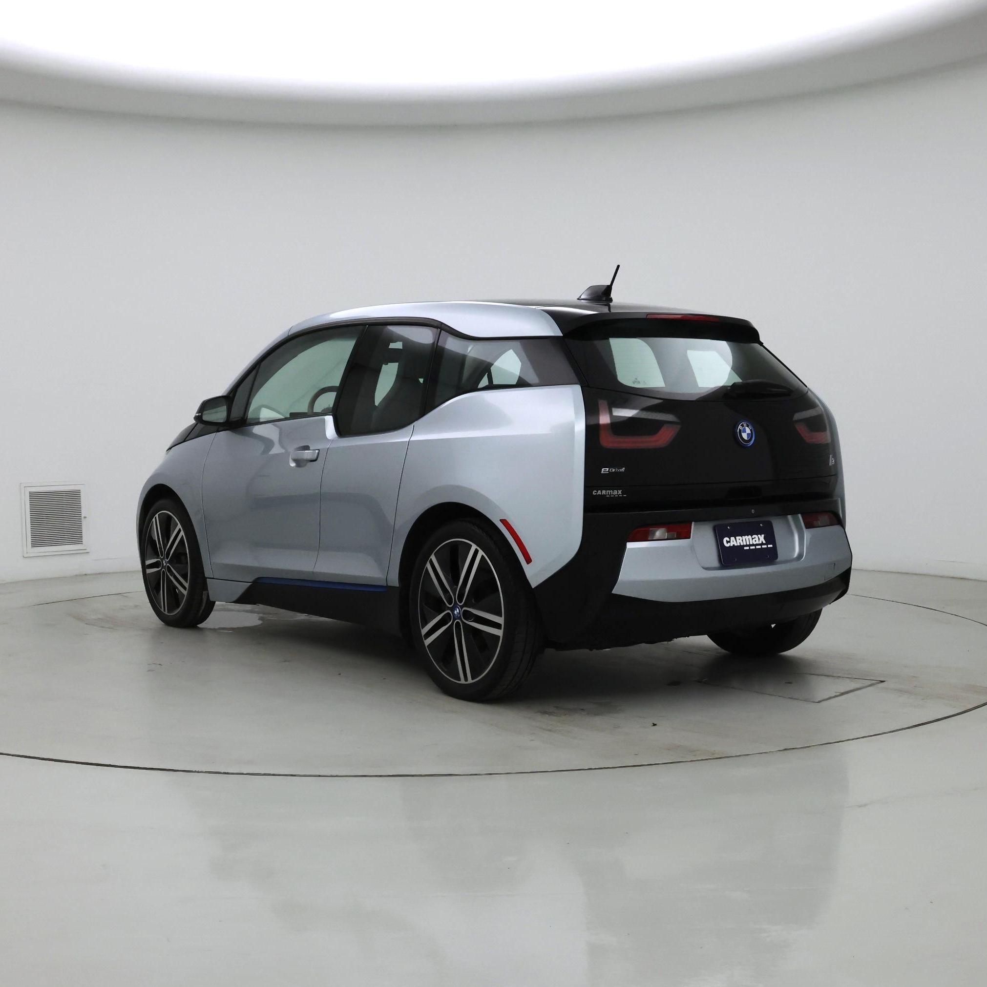 Thumbnail: 2017 BMW i3 - 2