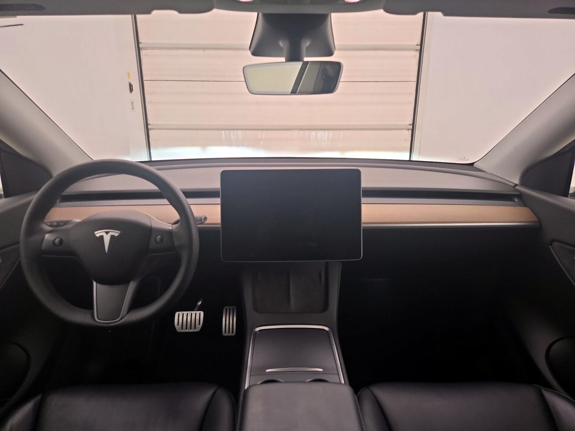 Thumbnail: 2022 Tesla Model Y - 9