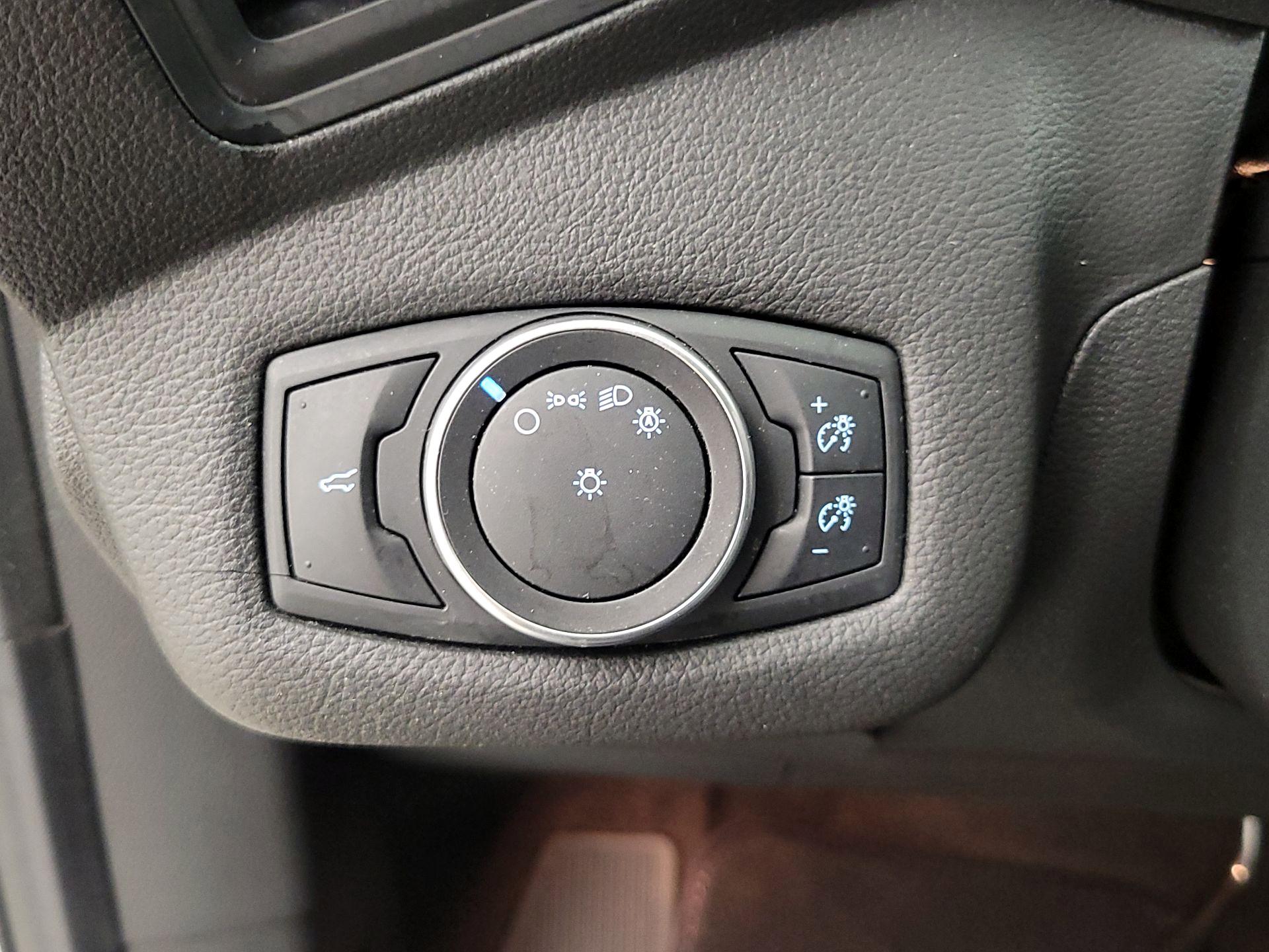 Thumbnail: 2018 Ford Escape - 13
