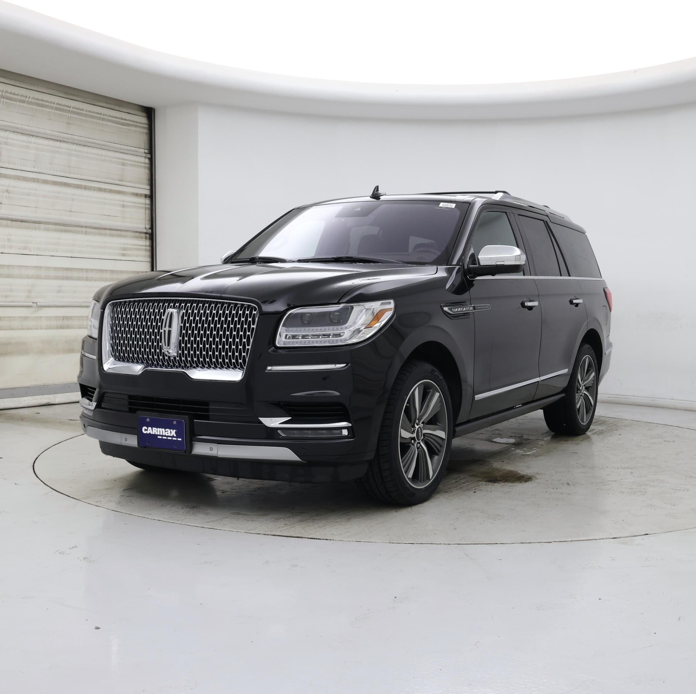Thumbnail: 2019 Lincoln Navigator - 4