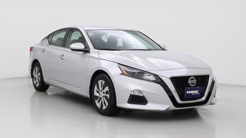 2022 Nissan Altima S Hero Image