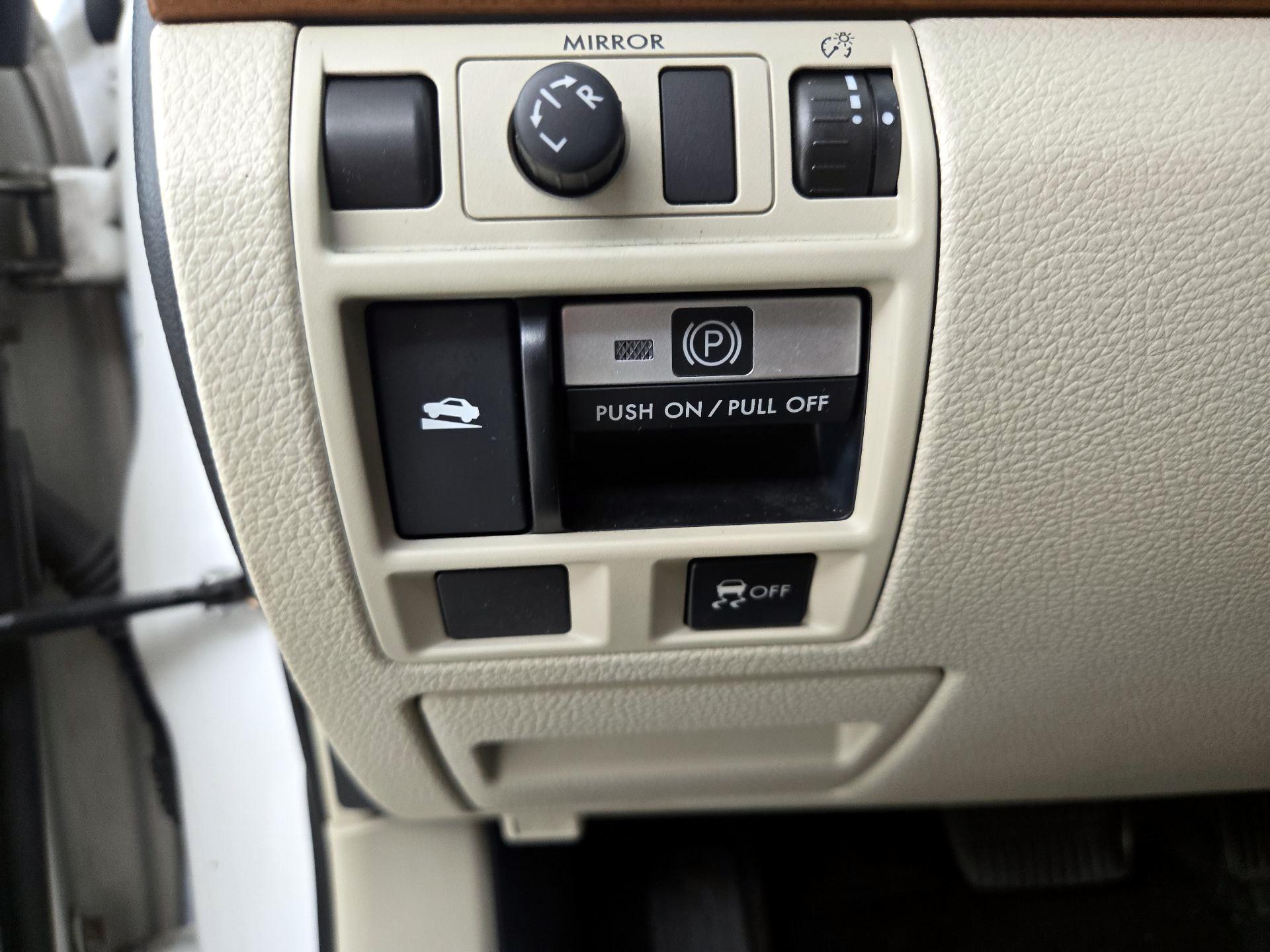 Thumbnail: 2013 Subaru Outback - 13