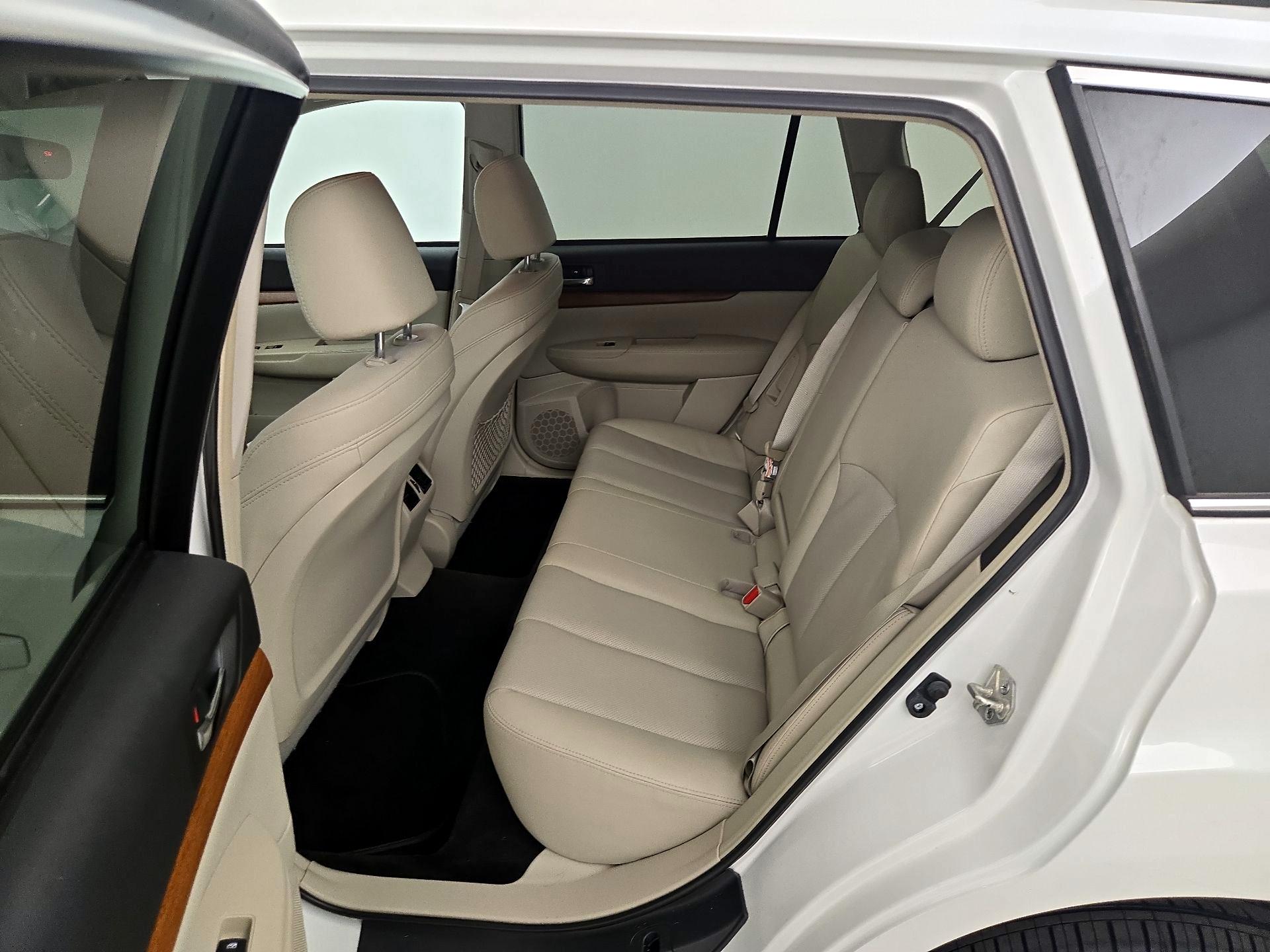Thumbnail: 2013 Subaru Outback - 19