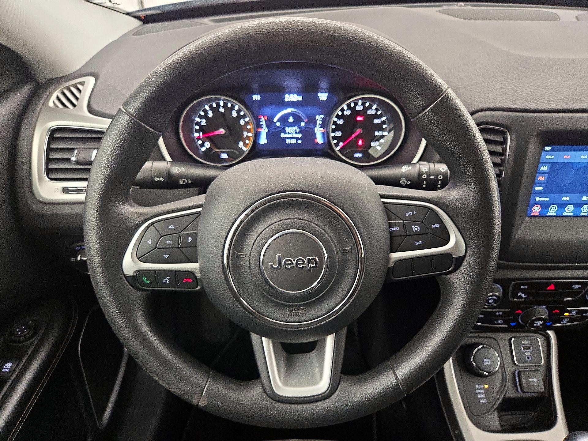 Thumbnail: 2019 Jeep Compass - 10