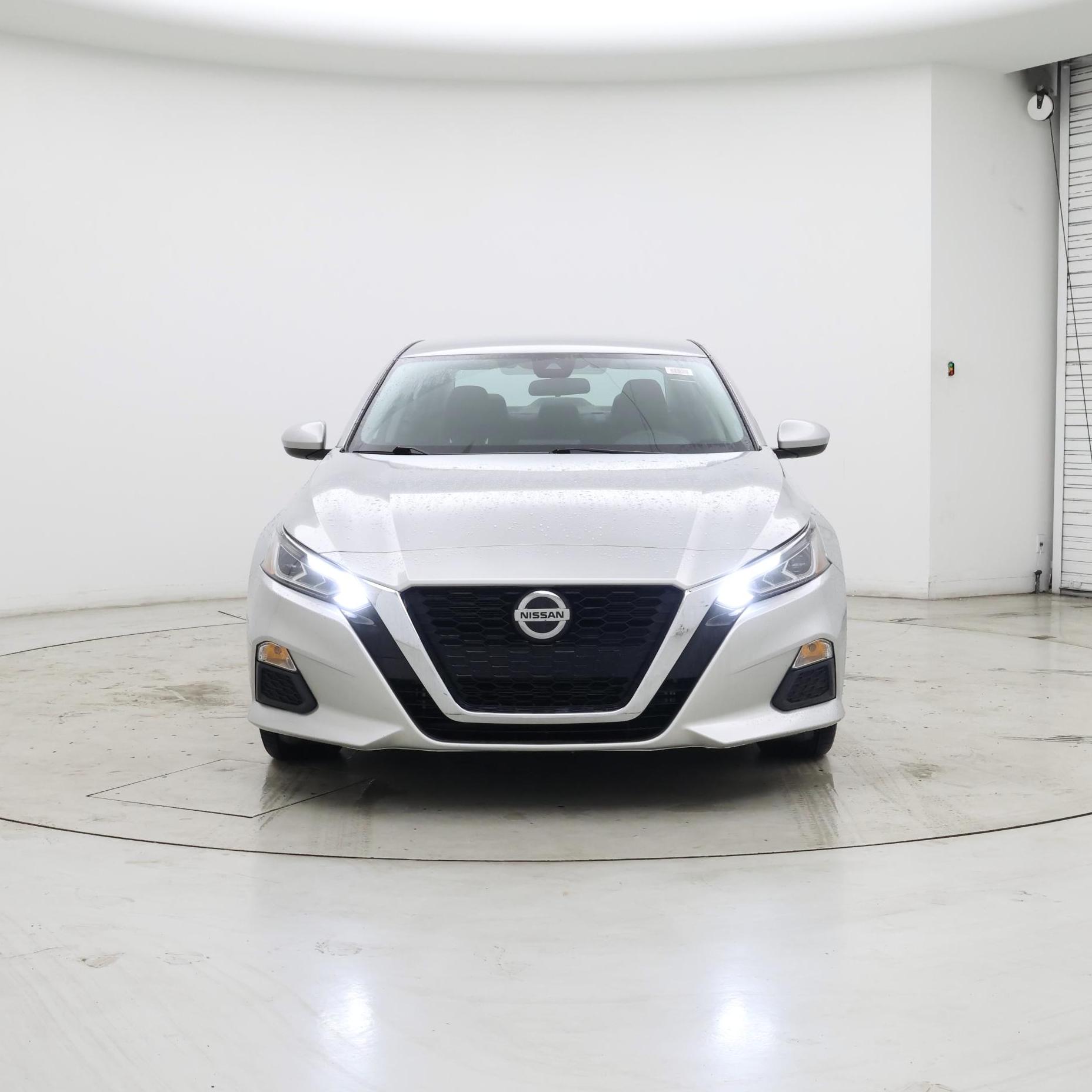 Thumbnail: 2022 Nissan Altima - 5